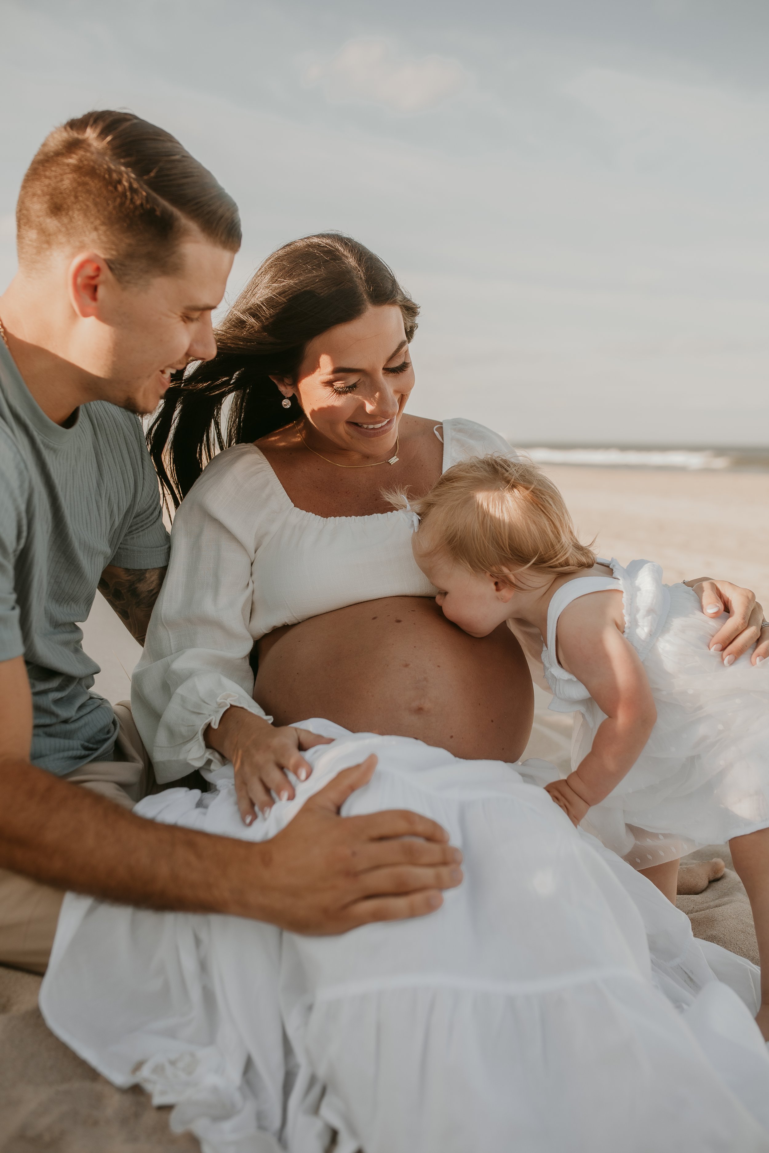 TomsRiverFamilyPhotographer_TomaschekMaternity-51.jpg