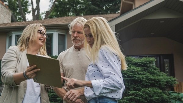 Real estate photo
