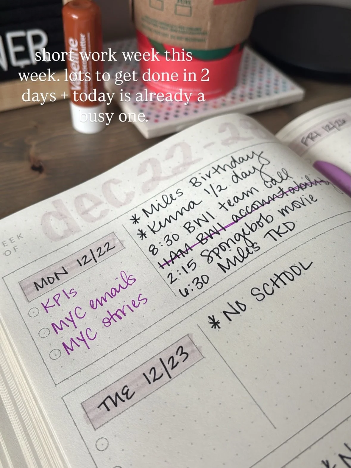 last full week of 2025 is complete... 

spending a few days resting + recharging w the fam, and then I'll be setting my goals + setting up my Q1 planner!