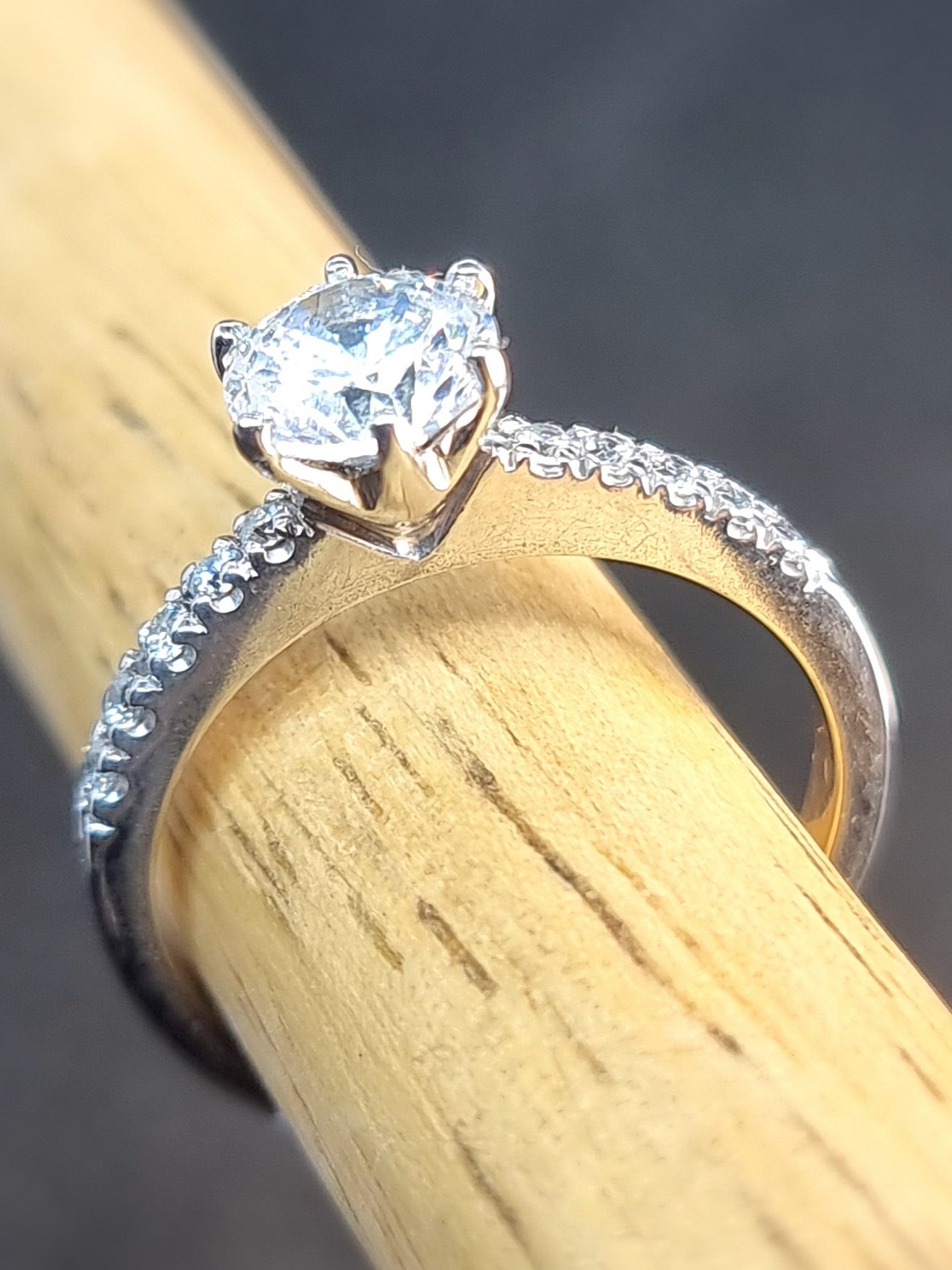 Bezel Set Pear Split Band Crown Black diamond Engagement Ring In 14K Rose  Gold | Fascinating Diamonds