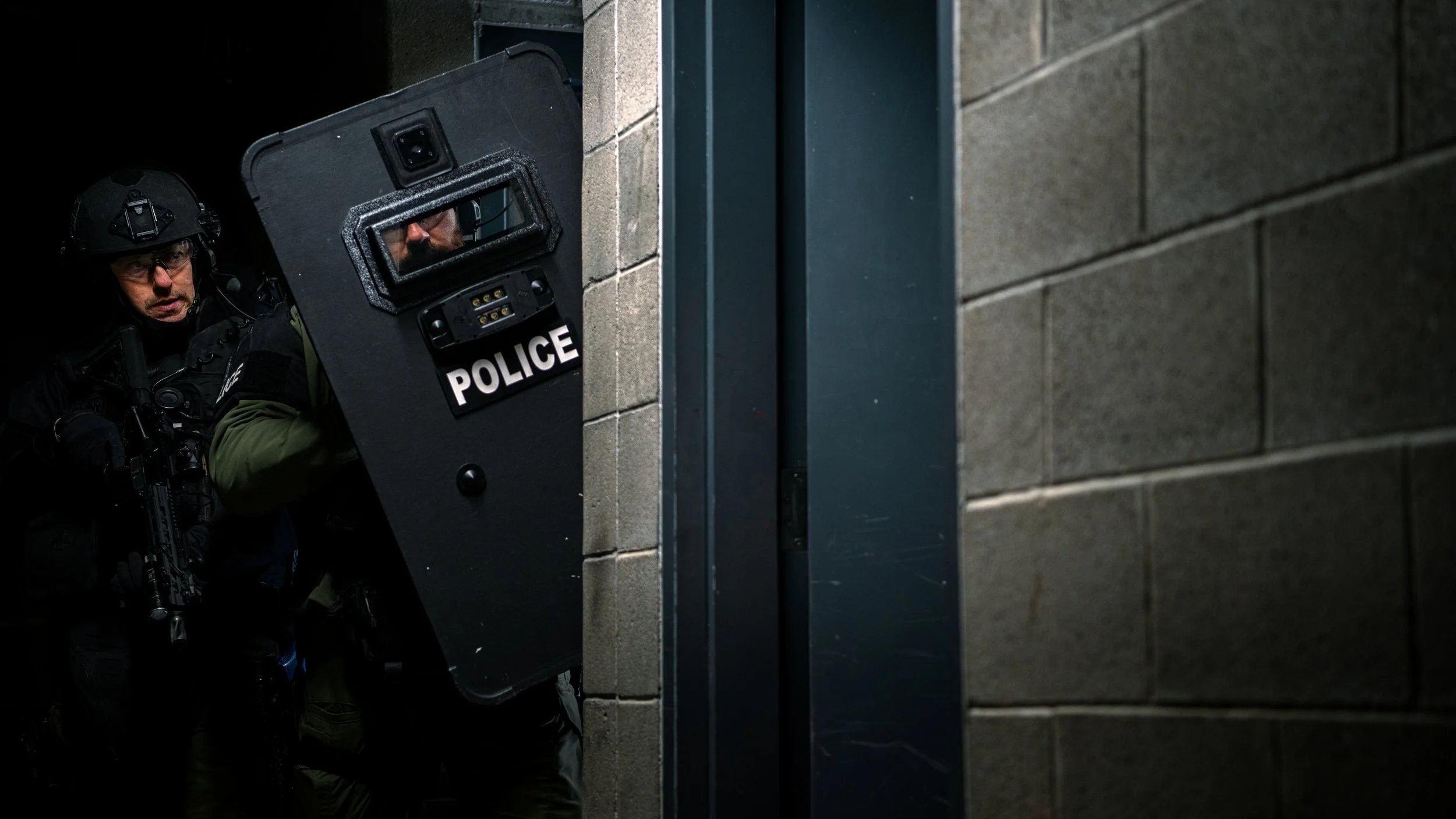 02-19-25_Garrett-Mogel_FCPS-SWAT-AIMS_6.jpg