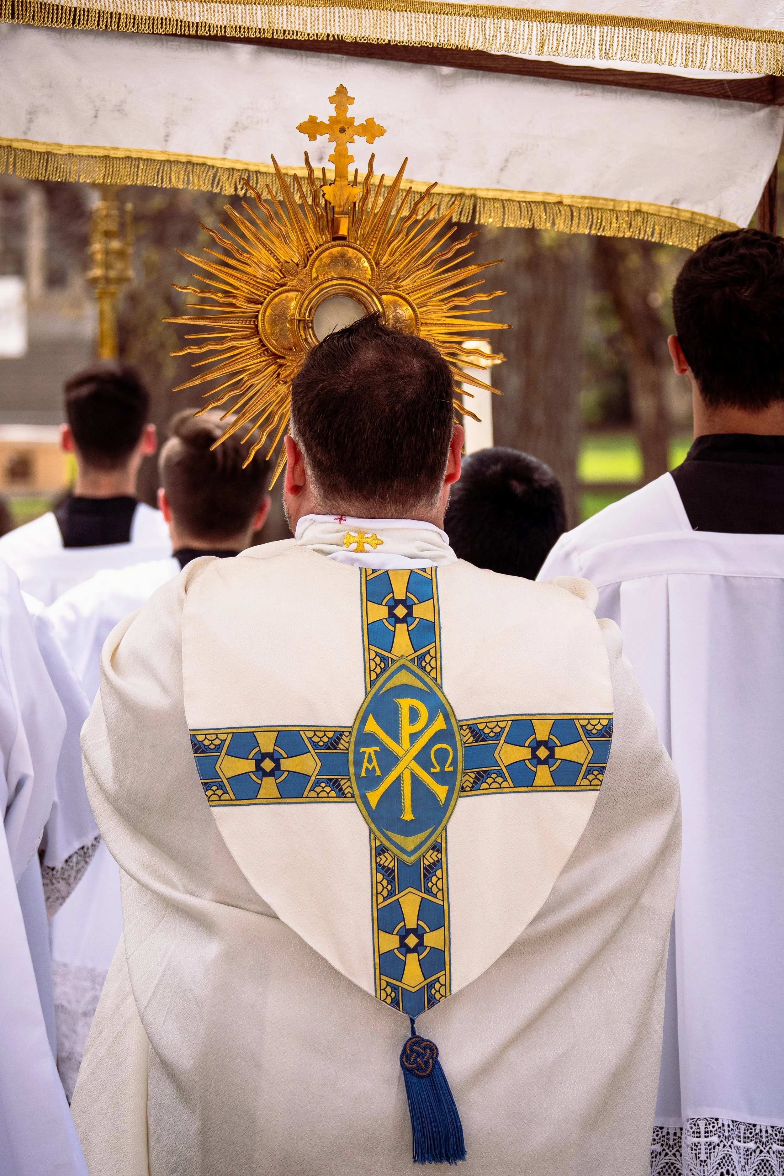 01-01-24_Garrett-Mogel_Eucharist-Procession_6.jpg