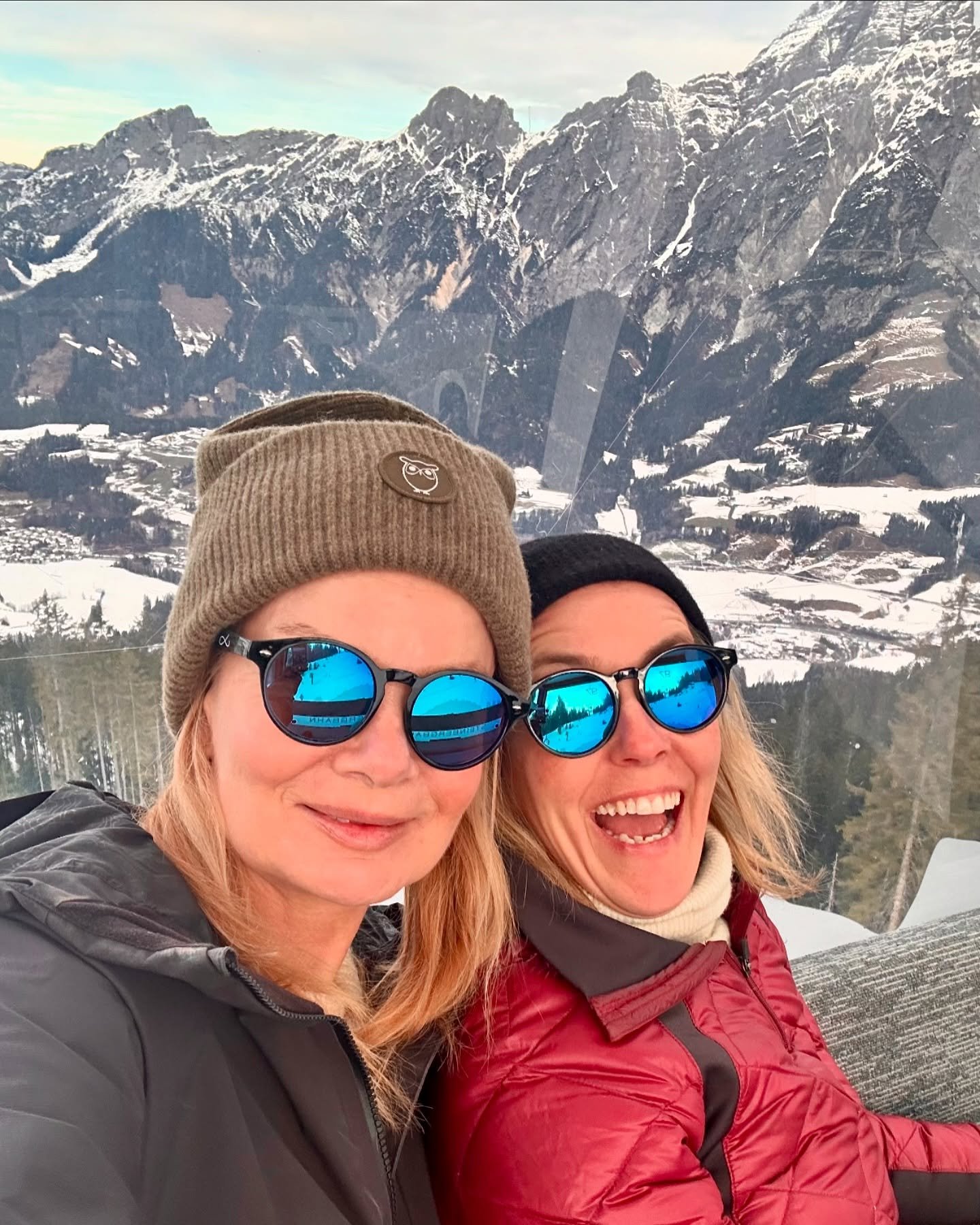 Designing life with purpose &ndash; 
One adventure at a time! ✨💫

This week, we&rsquo;re working from the stunning Puradies Nature Resort in Leogang, where business meets nature, and strategy blends with inspiration. 

@puradies_leogang @karingydemo