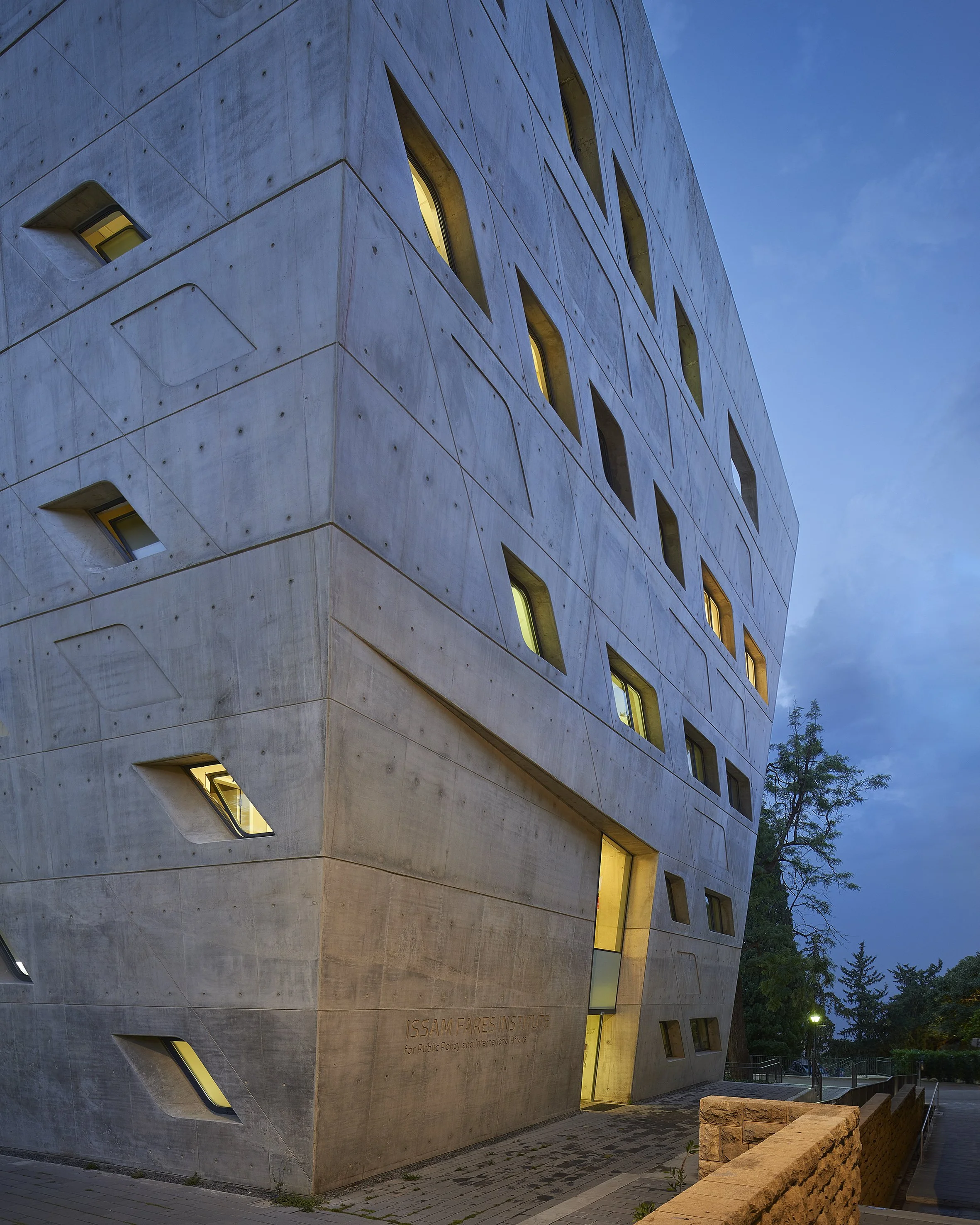 IssamFaresInstitute  (22).jpg