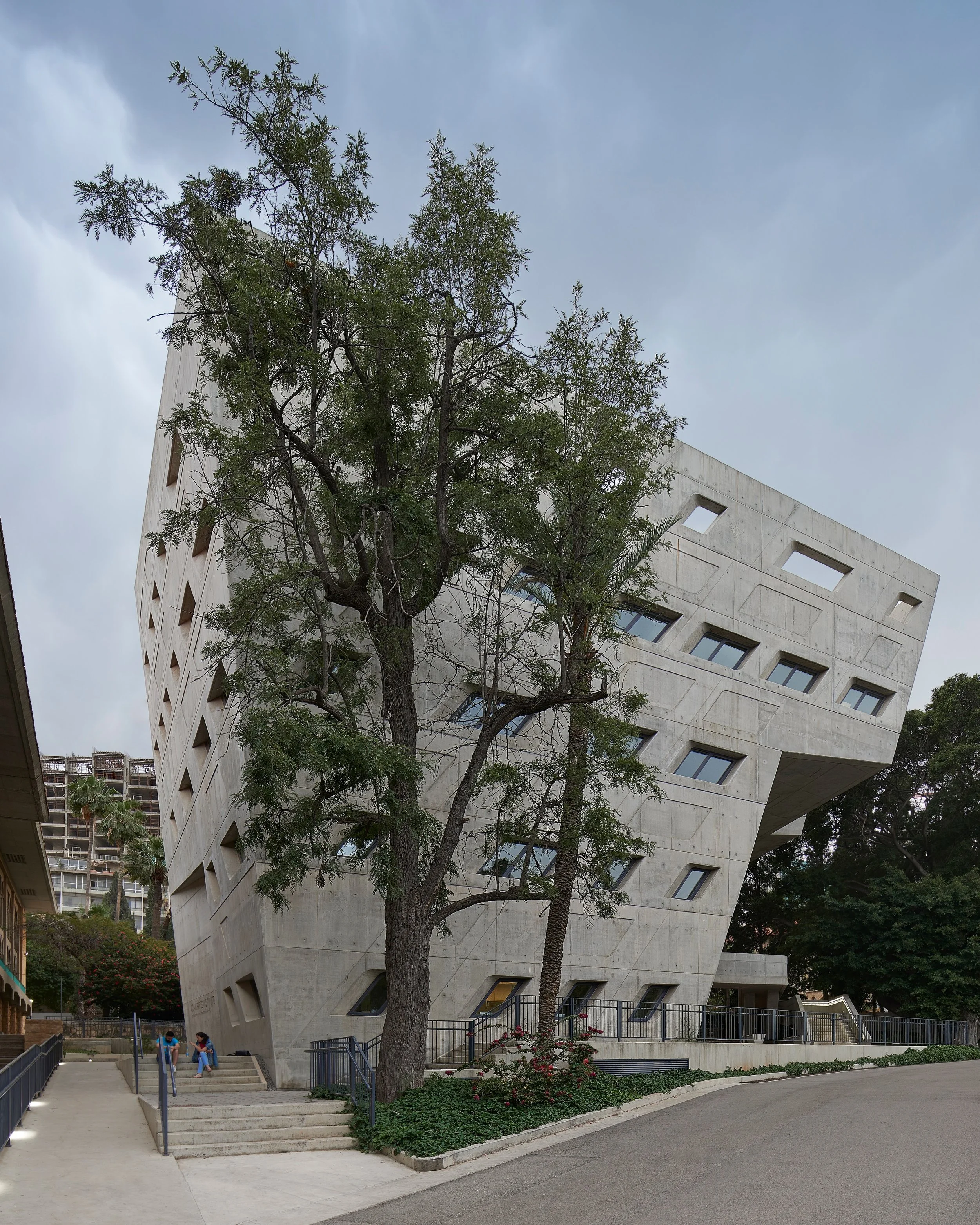 IssamFaresInstitute  (16).jpg