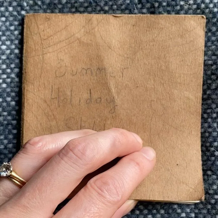 More &lsquo;mini-sketchbook musings&rsquo; you didn&rsquo;t ask for 🥴 💨 . This time: &ldquo;WHAT is that triangle-thingy?&rdquo; and other quotes from a very long car journey&hellip;

Out of interest. Has anyone else had a similar conversation in t