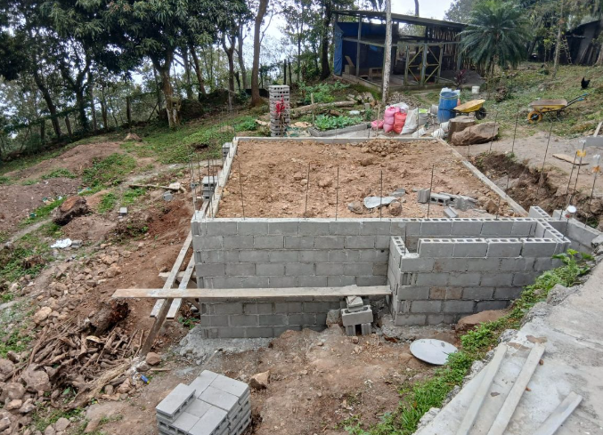 With getting married and starting to think about children (we are just planning ahead), next year we want to change our living room into a bedroom. Our house only has 1 bedroom, which means we are building an outdoor living room this year. With the g