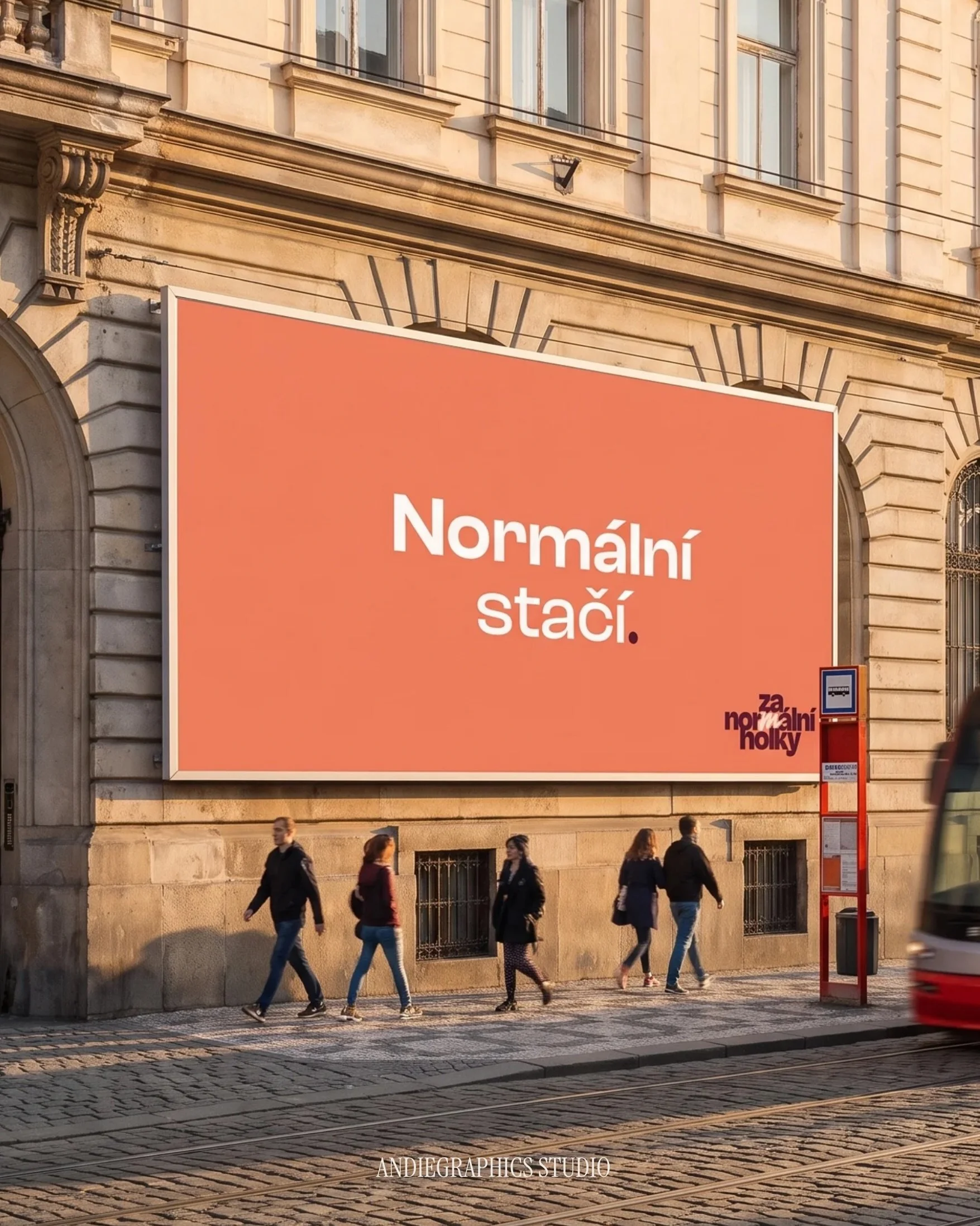 10 let a 127k žen. A branding, kter&yacute; to unese. 🤍

Za norm&aacute;ln&iacute; holky nejsou jen profil na Instagramu. Je to komunita, kter&aacute; žije každ&yacute; den, v obsahu, v setk&aacute;n&iacute;ch i v tiskovin&aacute;ch.

Proto jsme nez