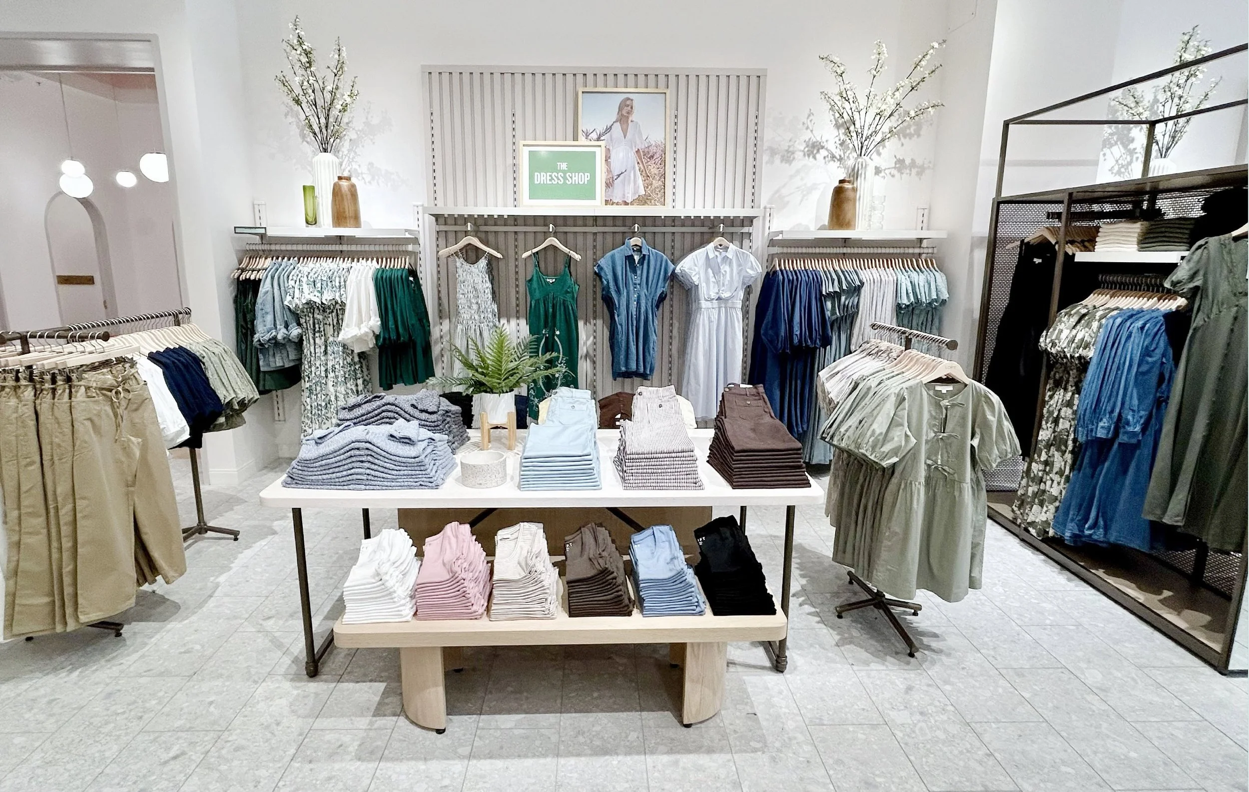 Multi-Store Roll Out including Wood, Glass and Ceramic Vessels, Florals and Evergreen