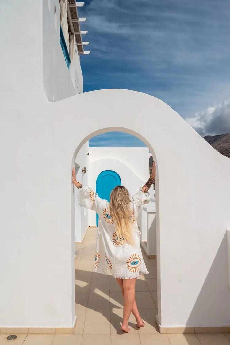 Whitewashed arch