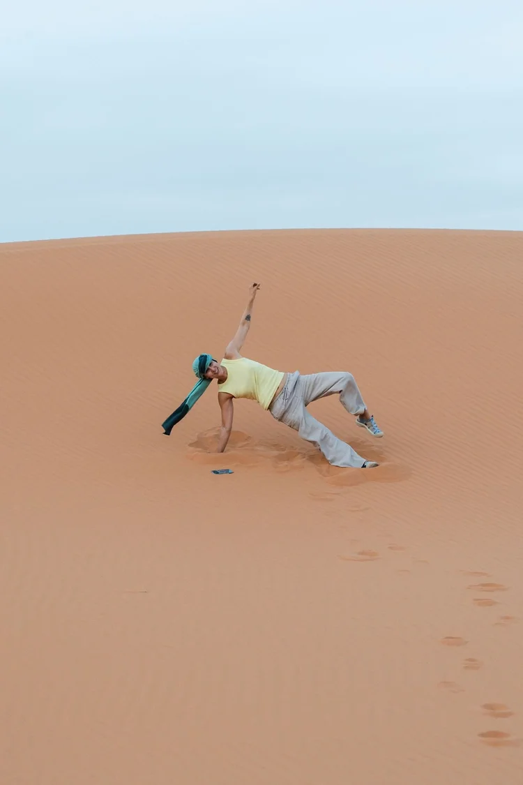 Stretching on the dunes
