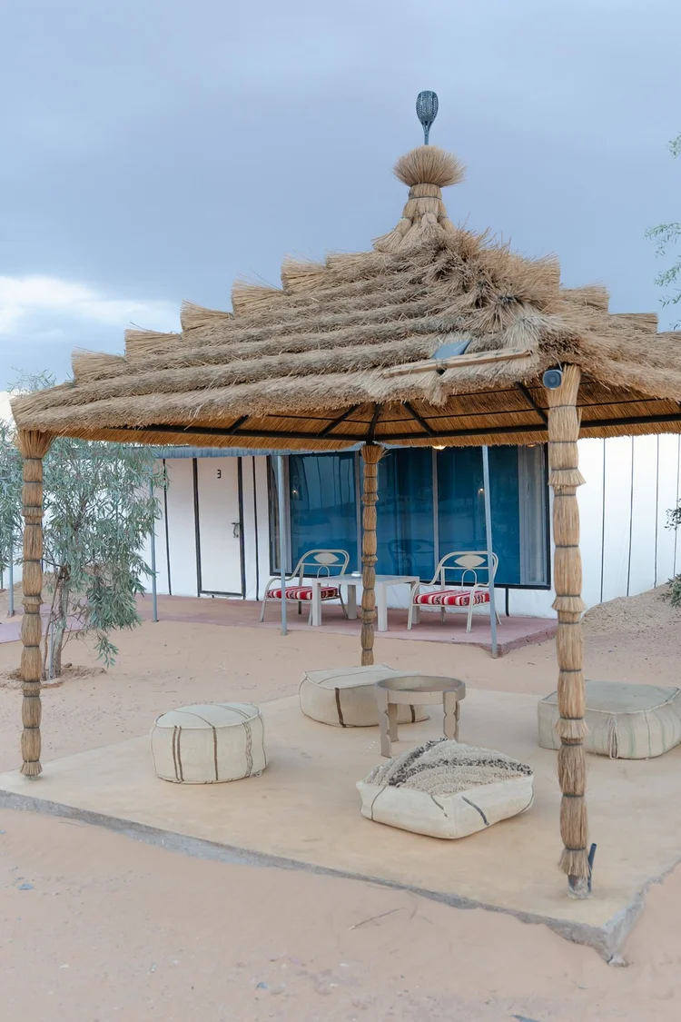Camp lounge