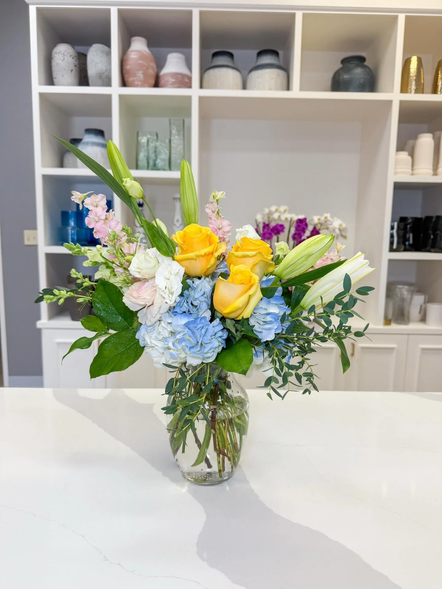 It&rsquo;s starting to feel like spring 💐🌸🌷🌺☀️

#springiscoming #yellowflowers #tulips