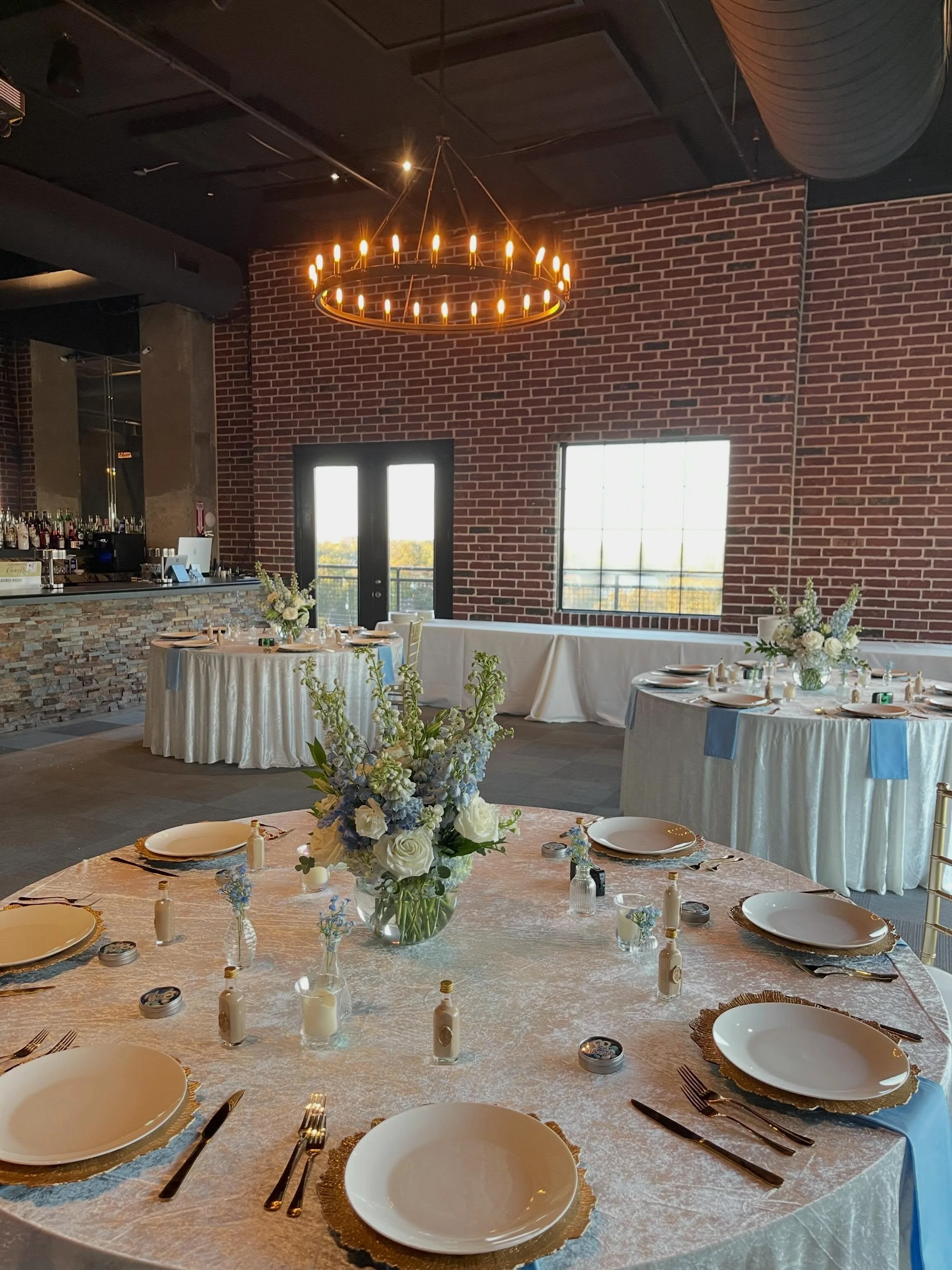 Weddings will forever have our heart 💙