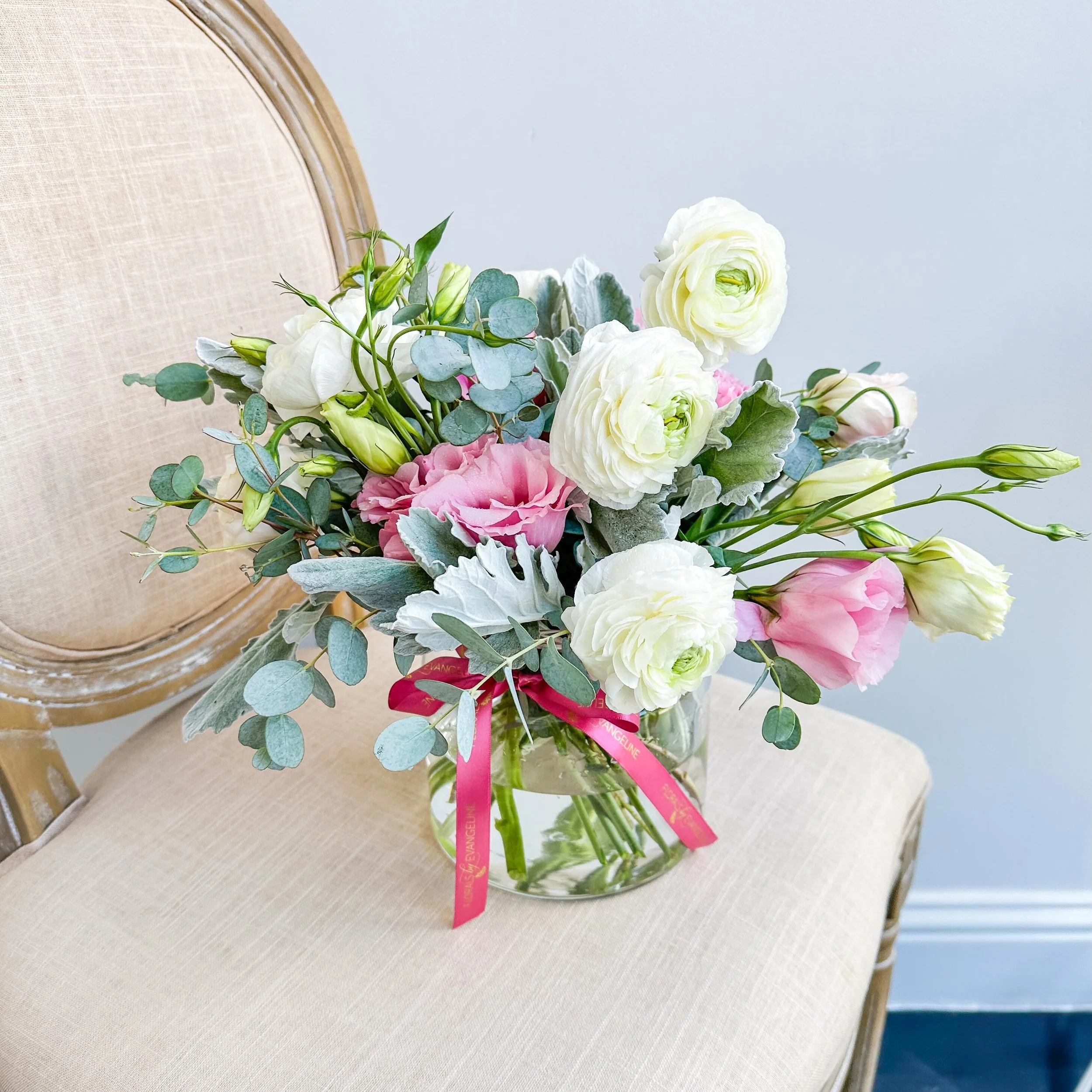 Whimsical florals 💐 

.
.
.
#rananculus #peonyseason #florals