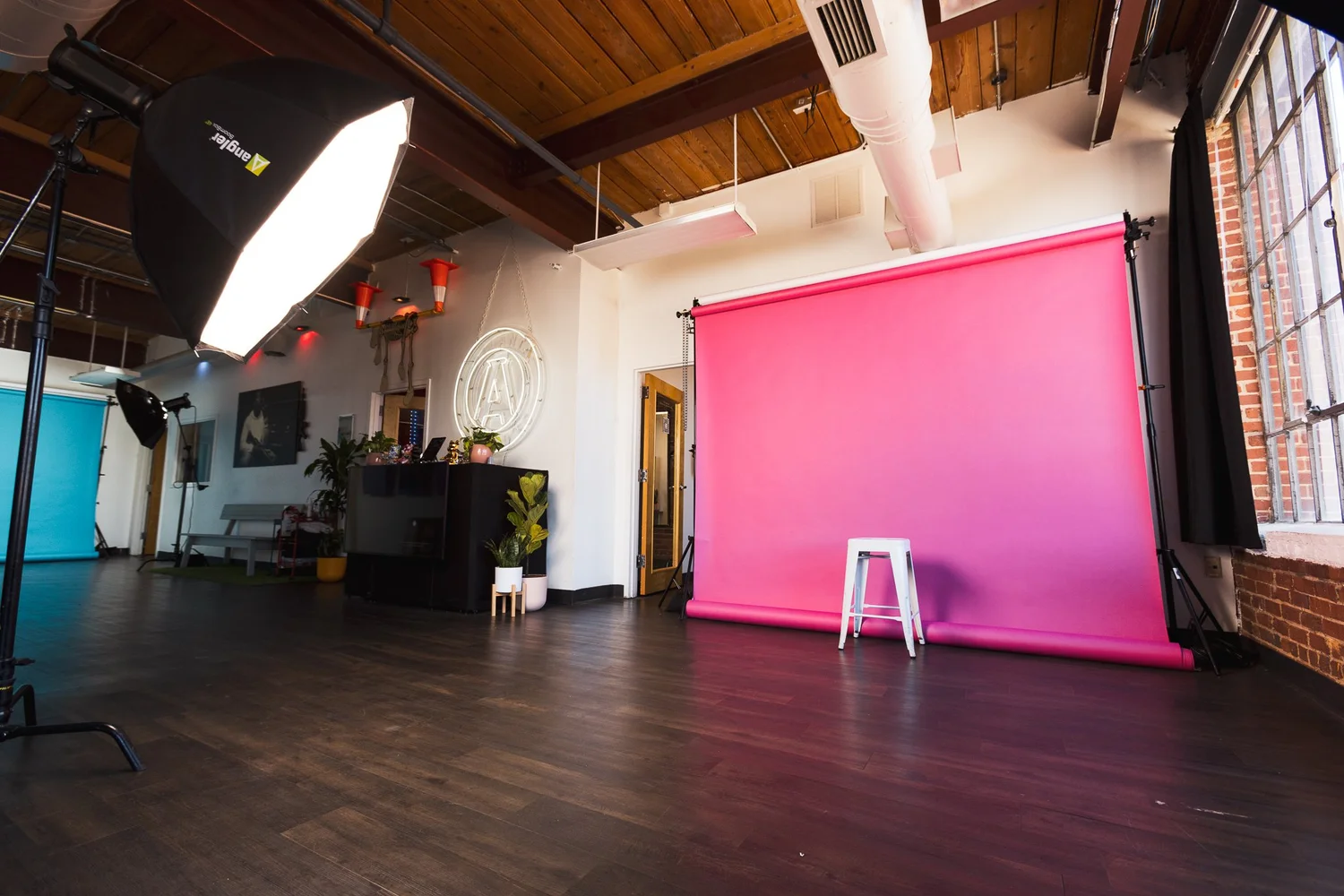 Cam Kirk Studios Photography & Artist Studio Space For Rent In