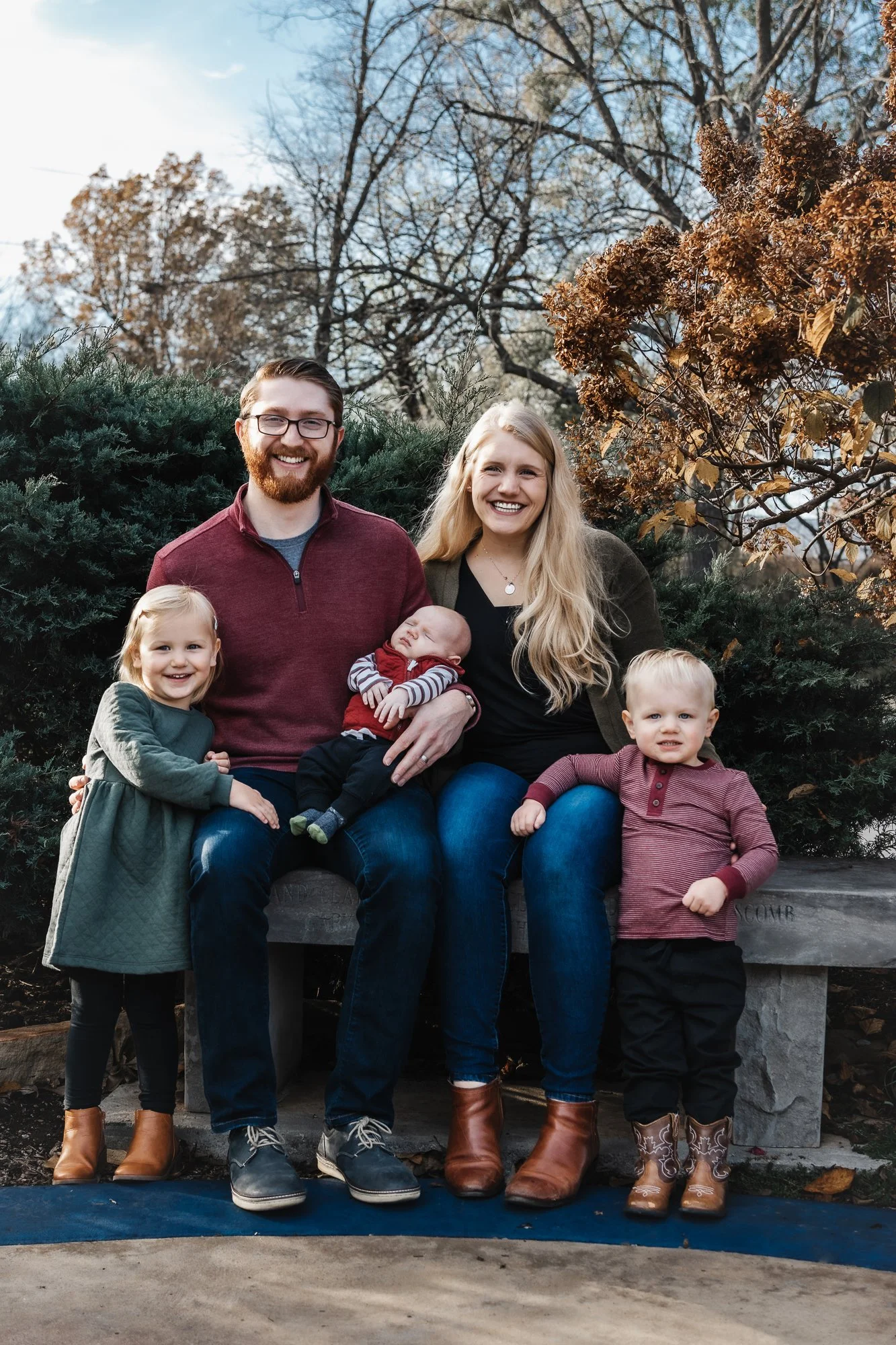 How to Choose the Right Family Photographer