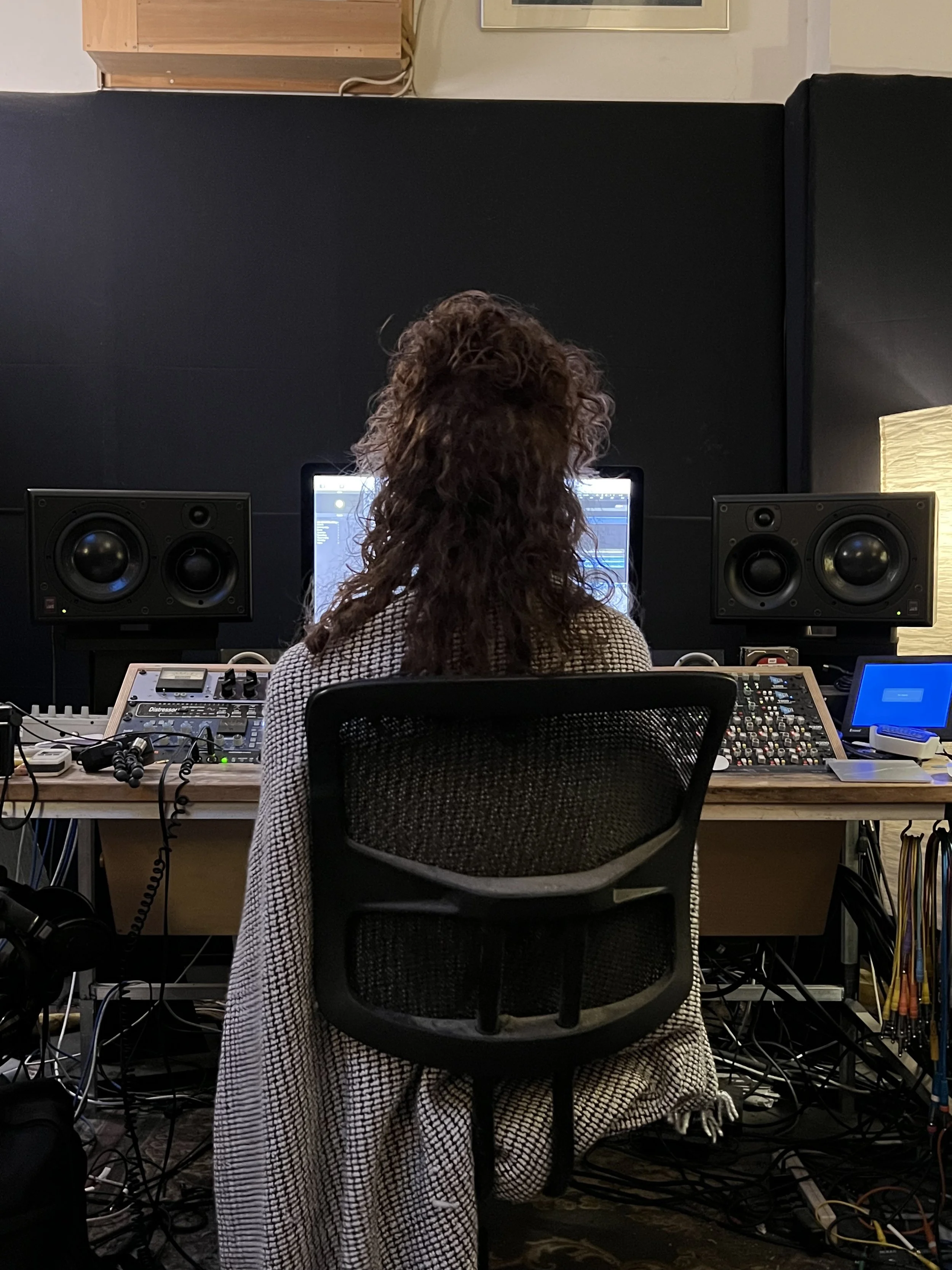 madjoy listening to hear masters