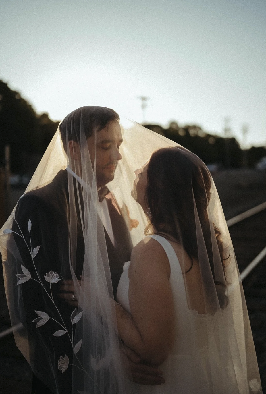A September Wedding at The Ruins in Hood River, Oregon