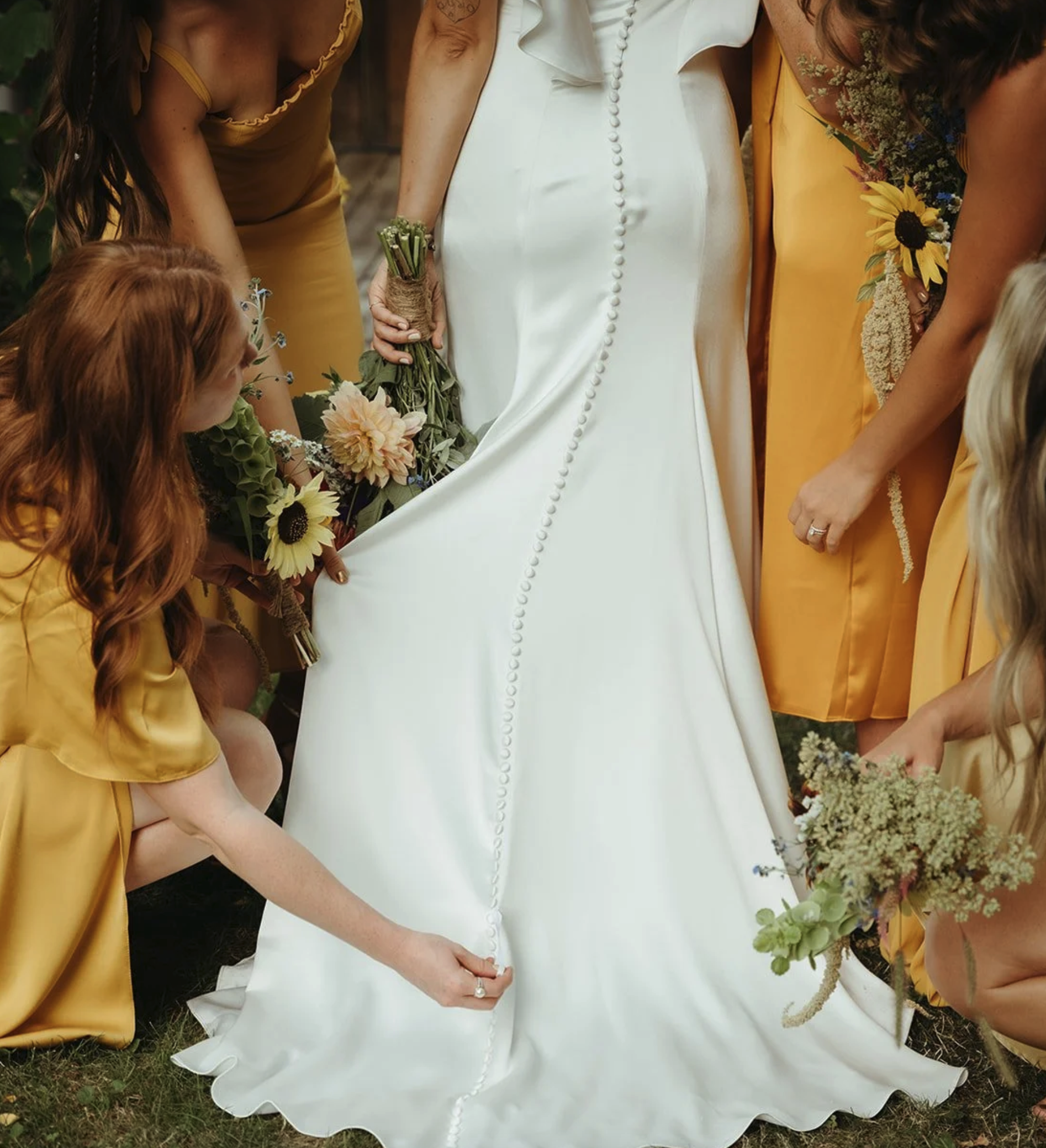 An At-Home Wedding in Hood River, Oregon 