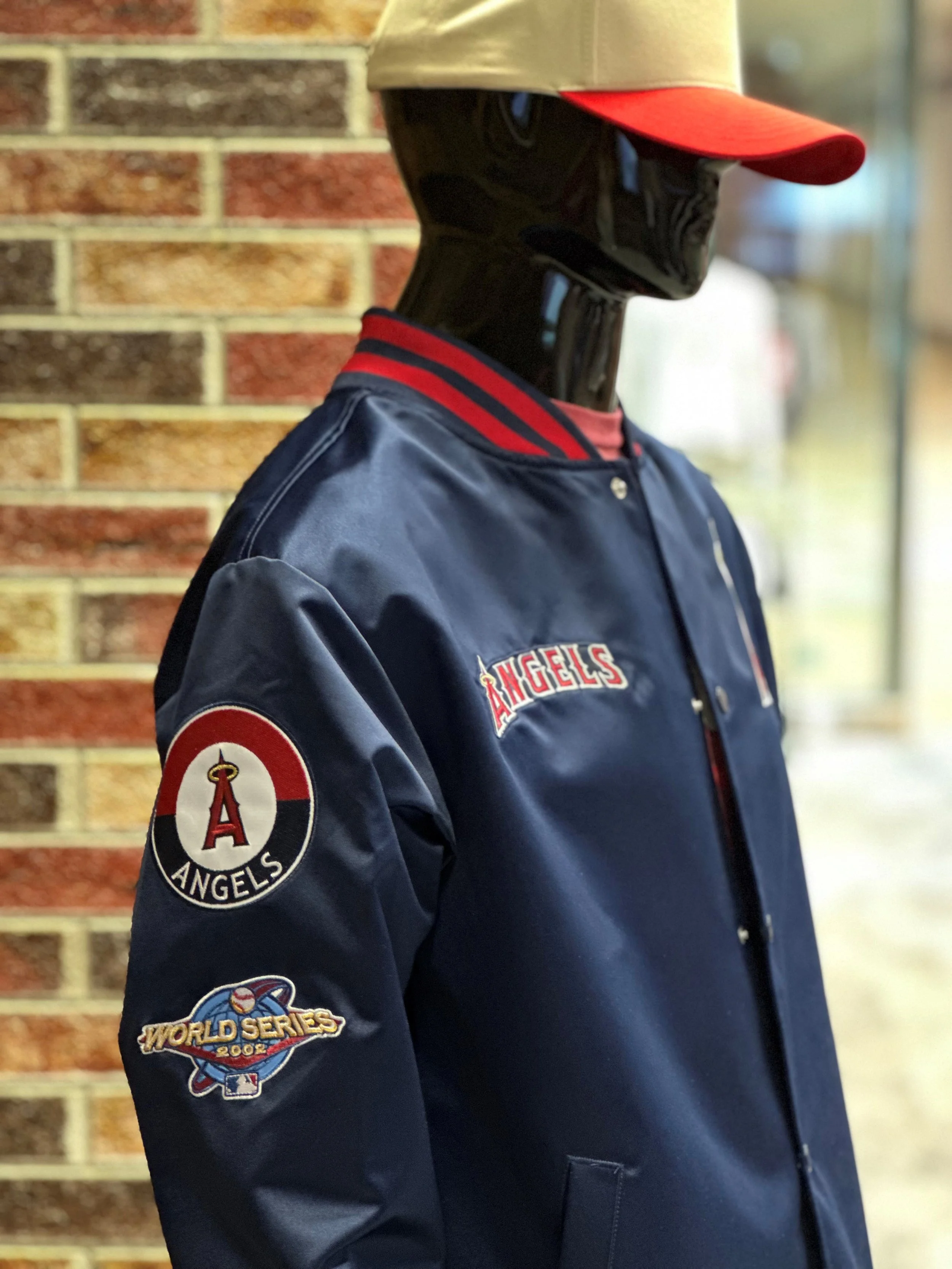 Angels M Jacket Side WS.jpg