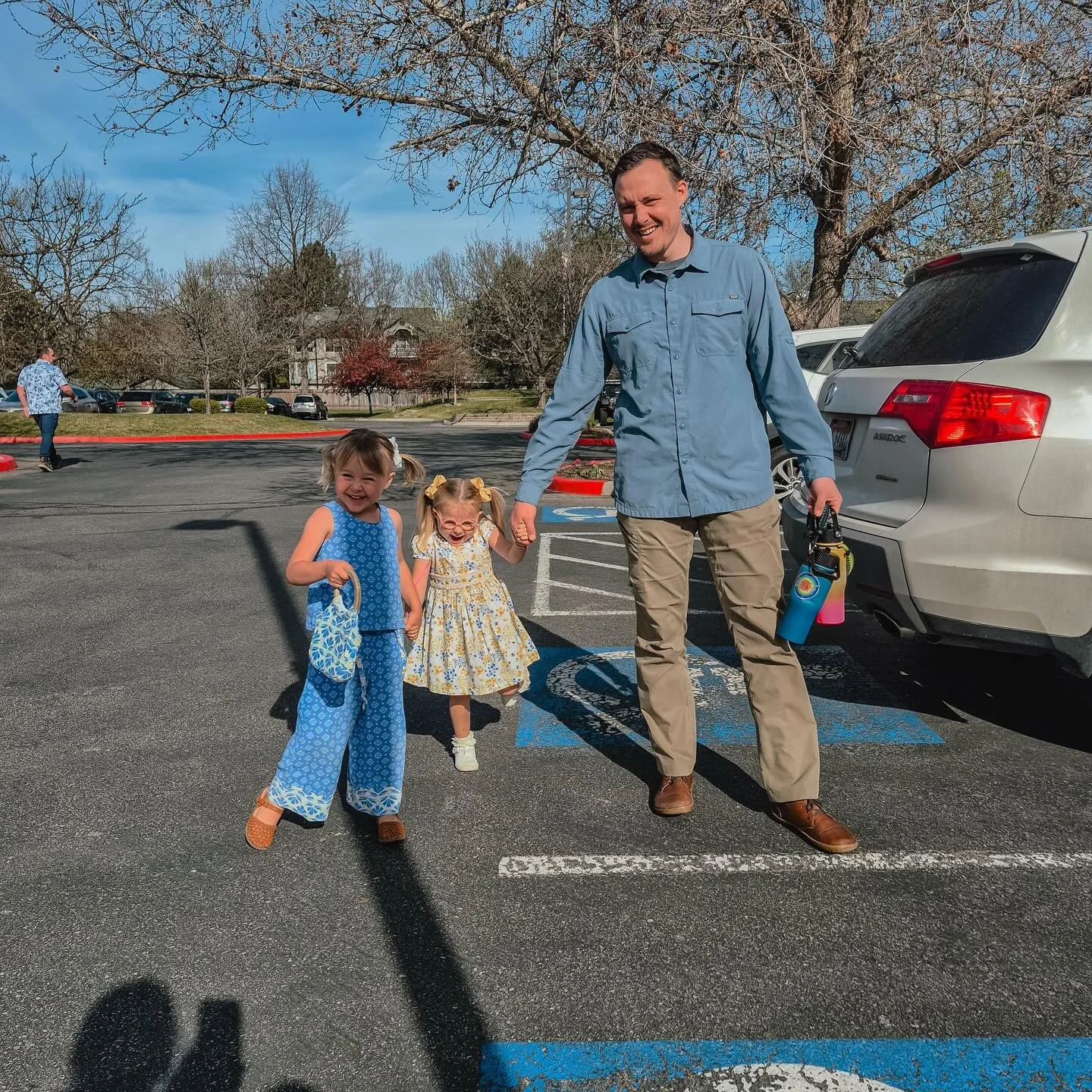 THANK YOU VOLUNTEERS! Every single hand and heart that went into making all of our events and services amazing. 💙
Eggstravaganza, Good Friday, &amp; Resurrection Sunday. YOU ROCK!