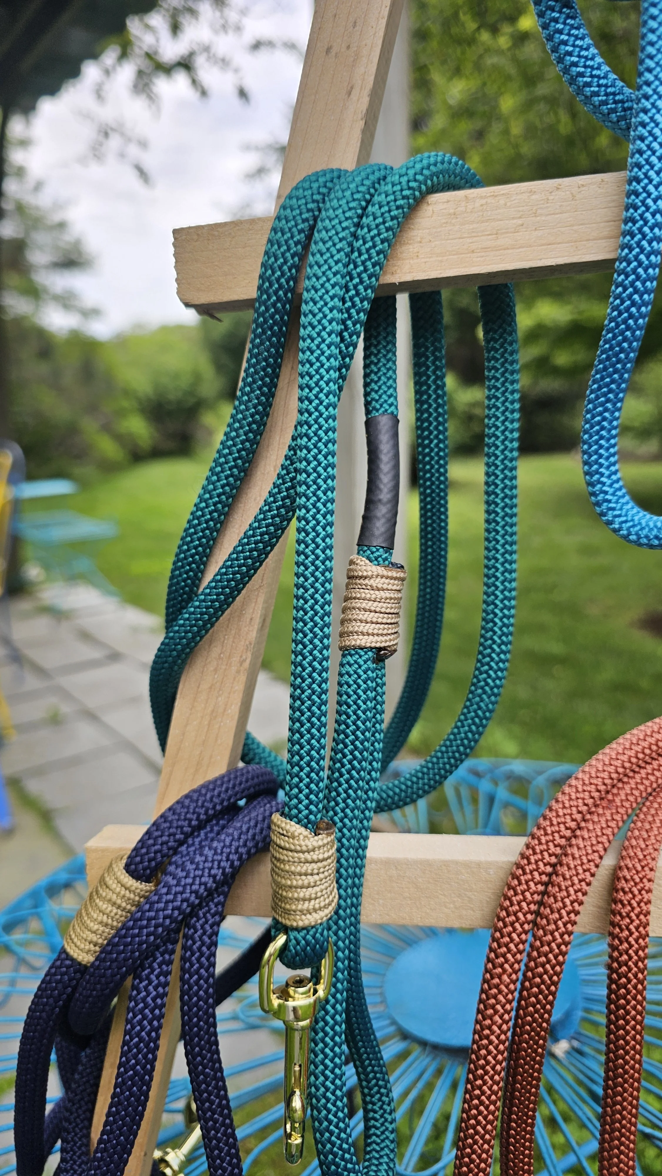 Seaweed Green clip.jpg