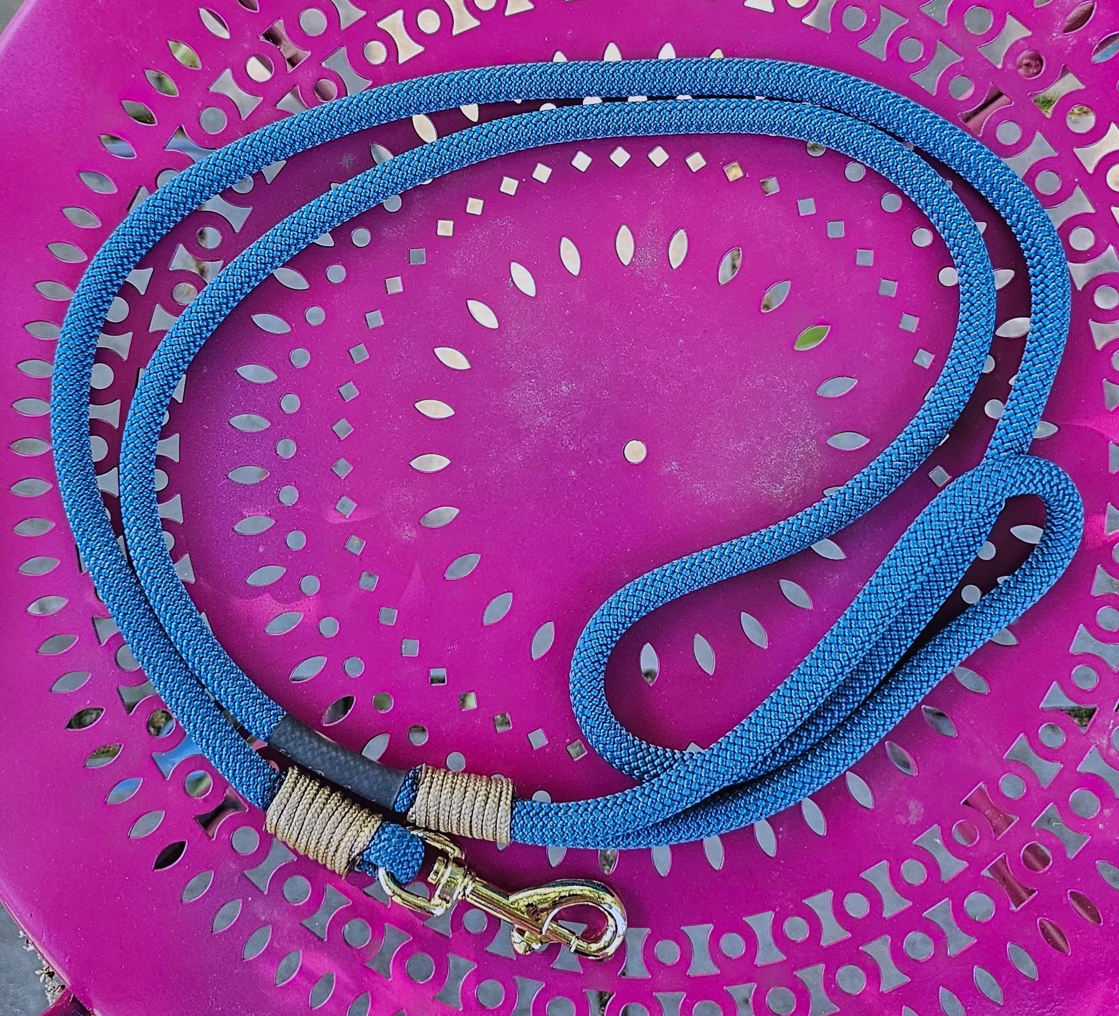 Royal+Blue+Clip.jpg