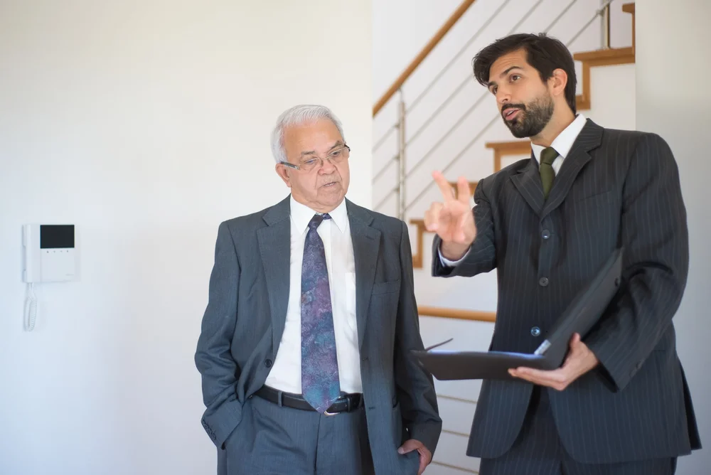 Can a Real Estate Agent Represent Themselves in West Bloomfield, MI?