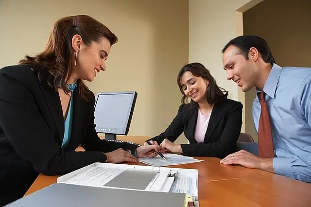 Tips on Leaving Your Corporate Job and Entering Real Estate in Royal Oak, MI