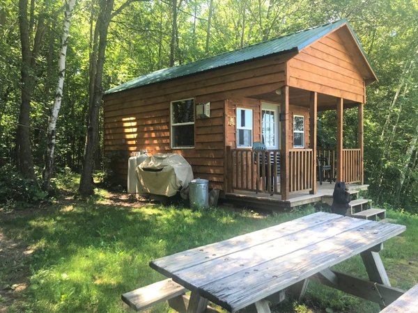 cabin-exterior-summer.jpg