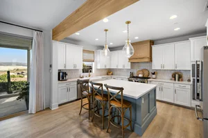 Who is the Best Realtor for Helping Families Move with Kids in Aliso Viejo?