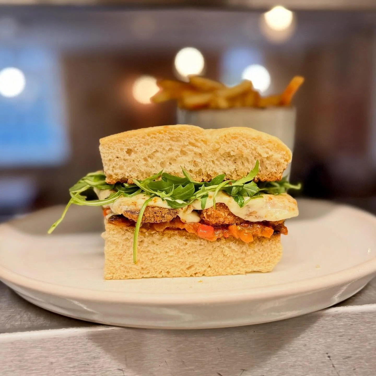 🥪 New Sandwich 🥪 
We&rsquo;ve added some new dishes to our menu, including this banging aubergine sandwich. 

🍆 Crispy breaded aubergine
🍯 Hot honey
🧀 Mozzarella
🌶️ Salsa rosso
🌿 Homemade rosemary bread
🥬 Rocket
.
.
#loafheadingley #weareloaf