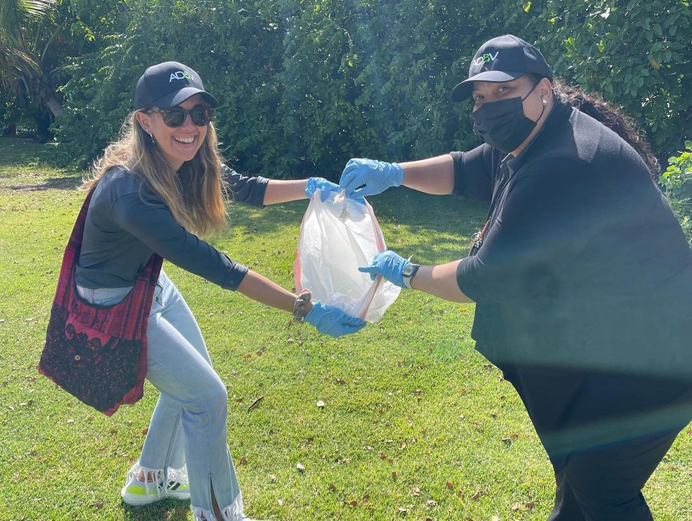  AD&amp;V team members participating in Condado Lagoon cleanup 