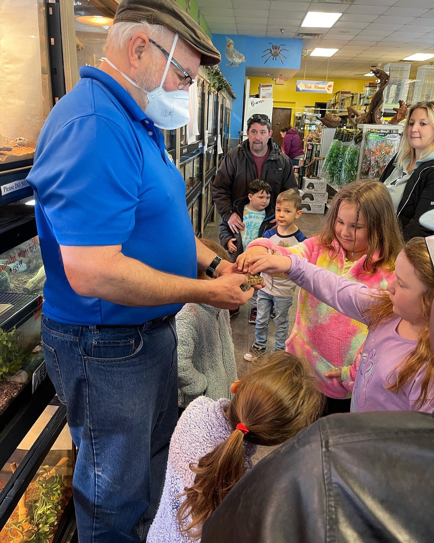 Kids club is such a blast. We love doing these events and love the reactions even more! #learning #education #animals #kids #animalsandkids #petstore #animalsofinstagram #cute #funtimes #kidsclub