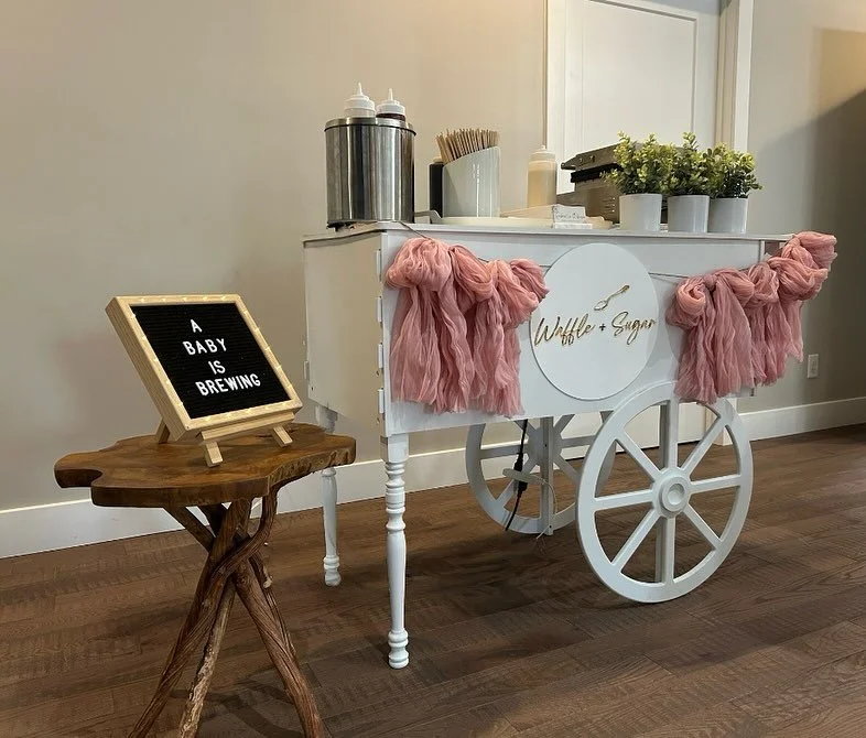 A baby is brewing! Congratulations to @hannahcalll on Baby Call coming soon! Thank you to @musiccitydreamer for organizing such a beautiful baby shower and having us be a part of your special day! 🥂