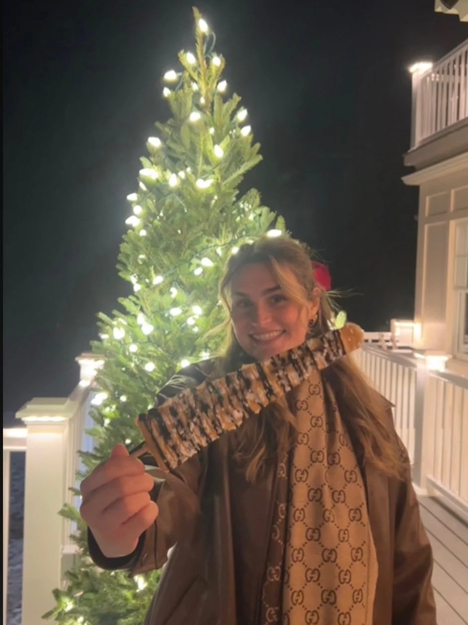 Thank you @michelle_lanno24 for having your favorite waffle lady at your Holiday Party! Can&rsquo;t think of a better way to celebrate the season other than waffles with warmed chocolate drizzle, sea salt caramel drizzle, raspberry drizzle, maple syr