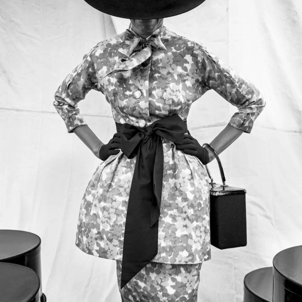 Projects + Gallery's Amongst Friends.