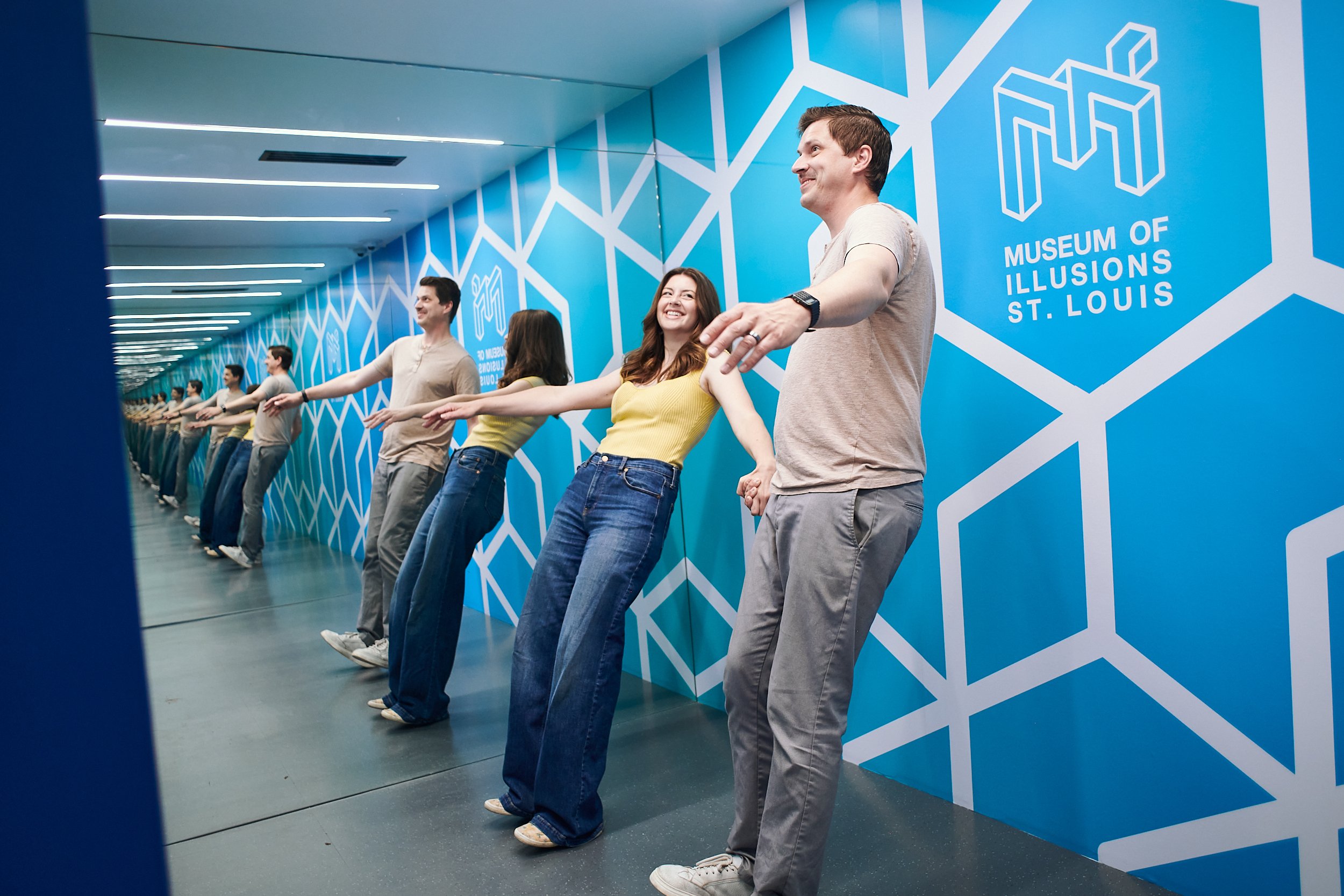 Love and Wonder collide at Museum of Illusions St. Louis this Valentine ...