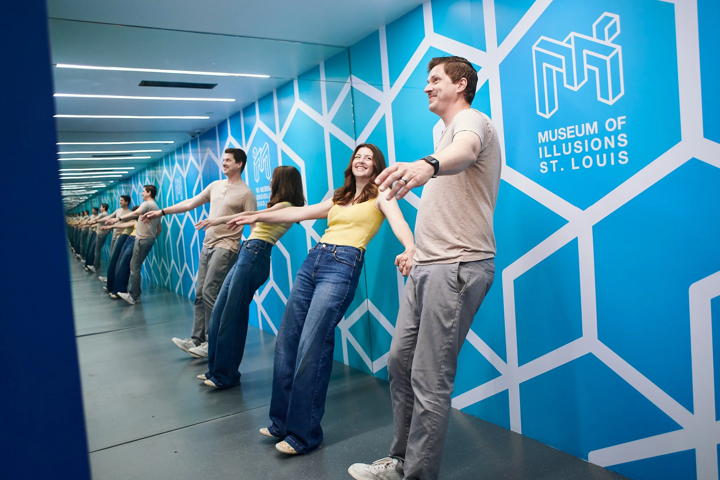 Love and Wonder collide at Museum of Illusions St. Louis this Valentine ...