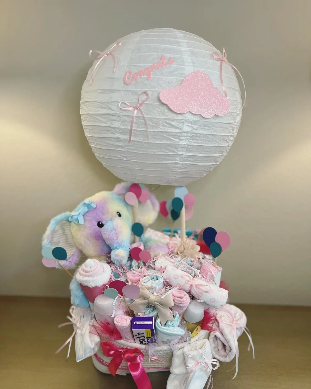 Hot Air Ballon Gift Basket Custom — Oh Baby Diaper Gifts