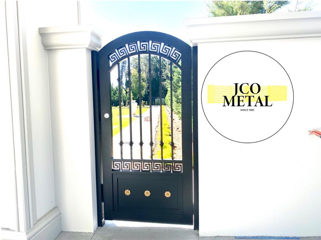 This Pedestrian gate ￼is perfect for residential security purposes. With its stunning wrought iron design, it's bound to make all the neighbours jealous.
#Securitydoor #gate #fence #gates #wroughtiron #exterior #security #wroughtironstyle #deadlock #