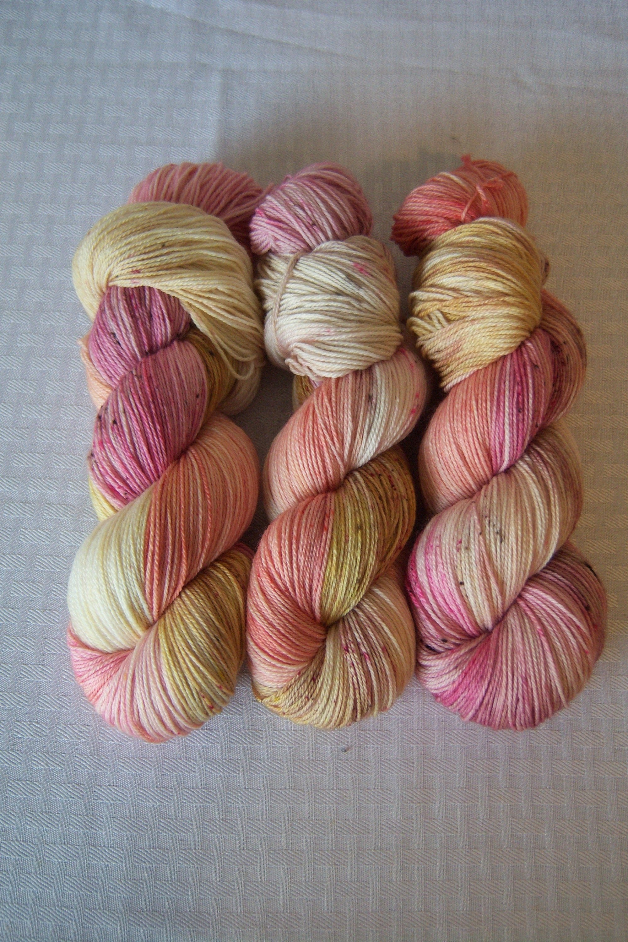 https://i.etsystatic.com/6544173/r/il/915e30/1924028384/il_fullxfull.1924028384_rn2n.jpg