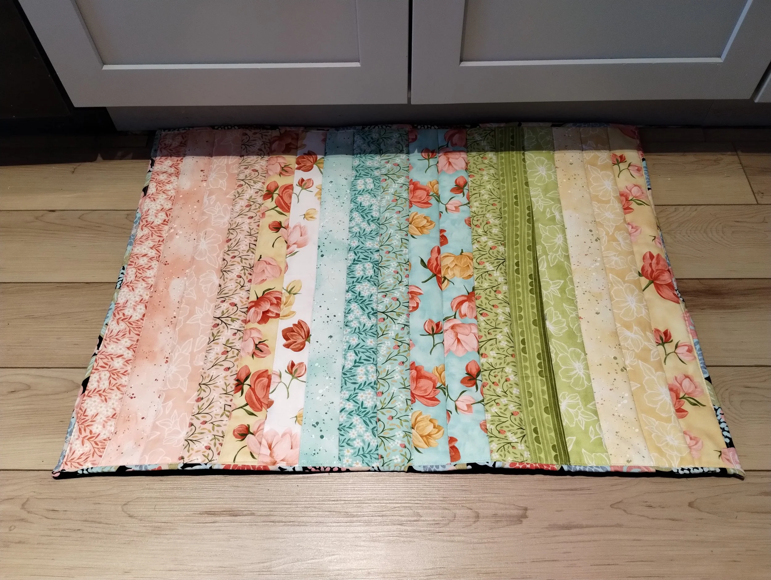 Machine Washable Kitchen Rug / Area Rug / Floor Mat, Colorful Rug, 100% Cotton, Machine Washable and Dryer Safe