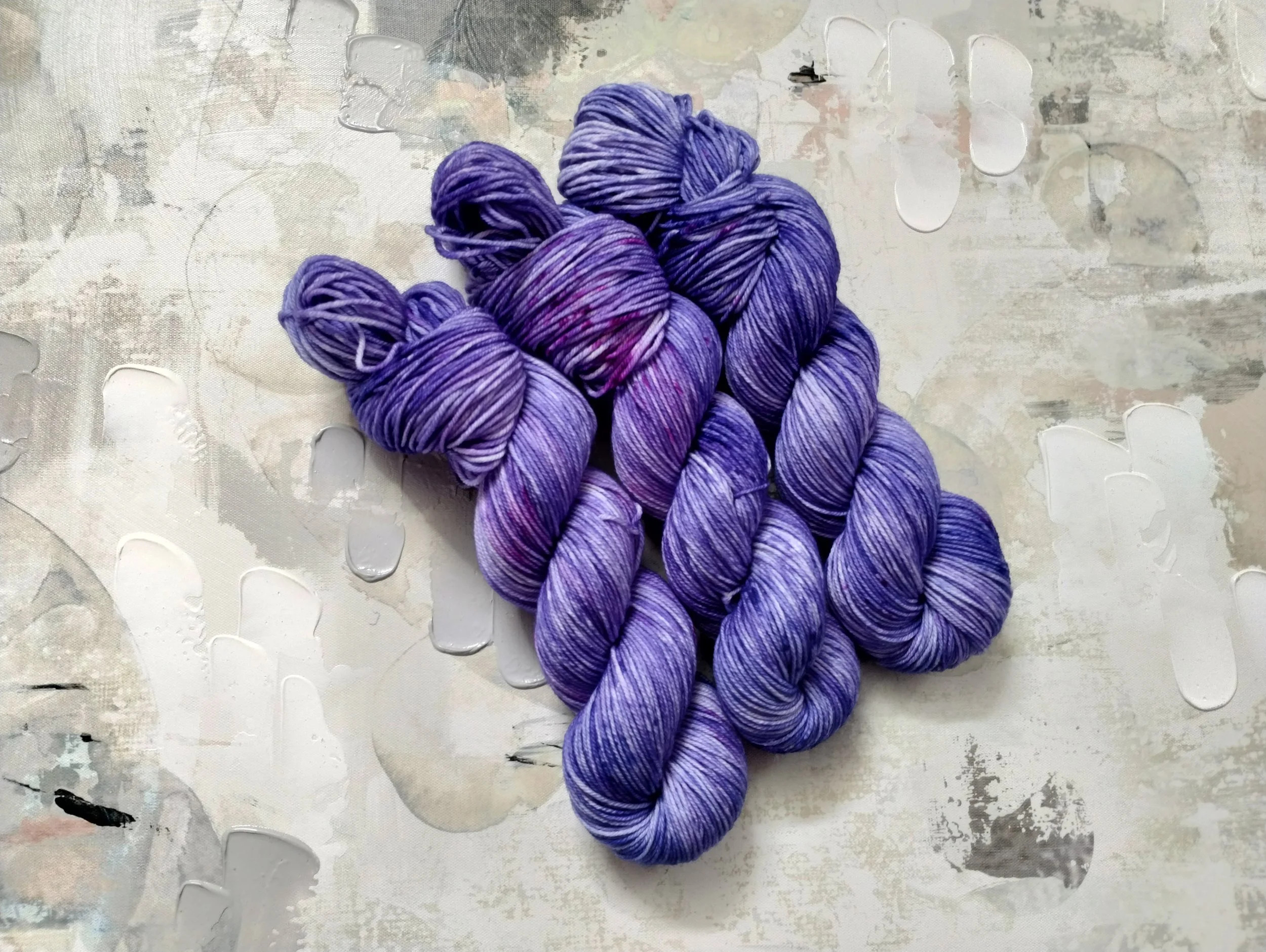 Freestyle Hand-dyed Yarn, DK Yarn, Wool Yarn - Purple and Pink - A161 - 100% Merino - DK Weight - 100g