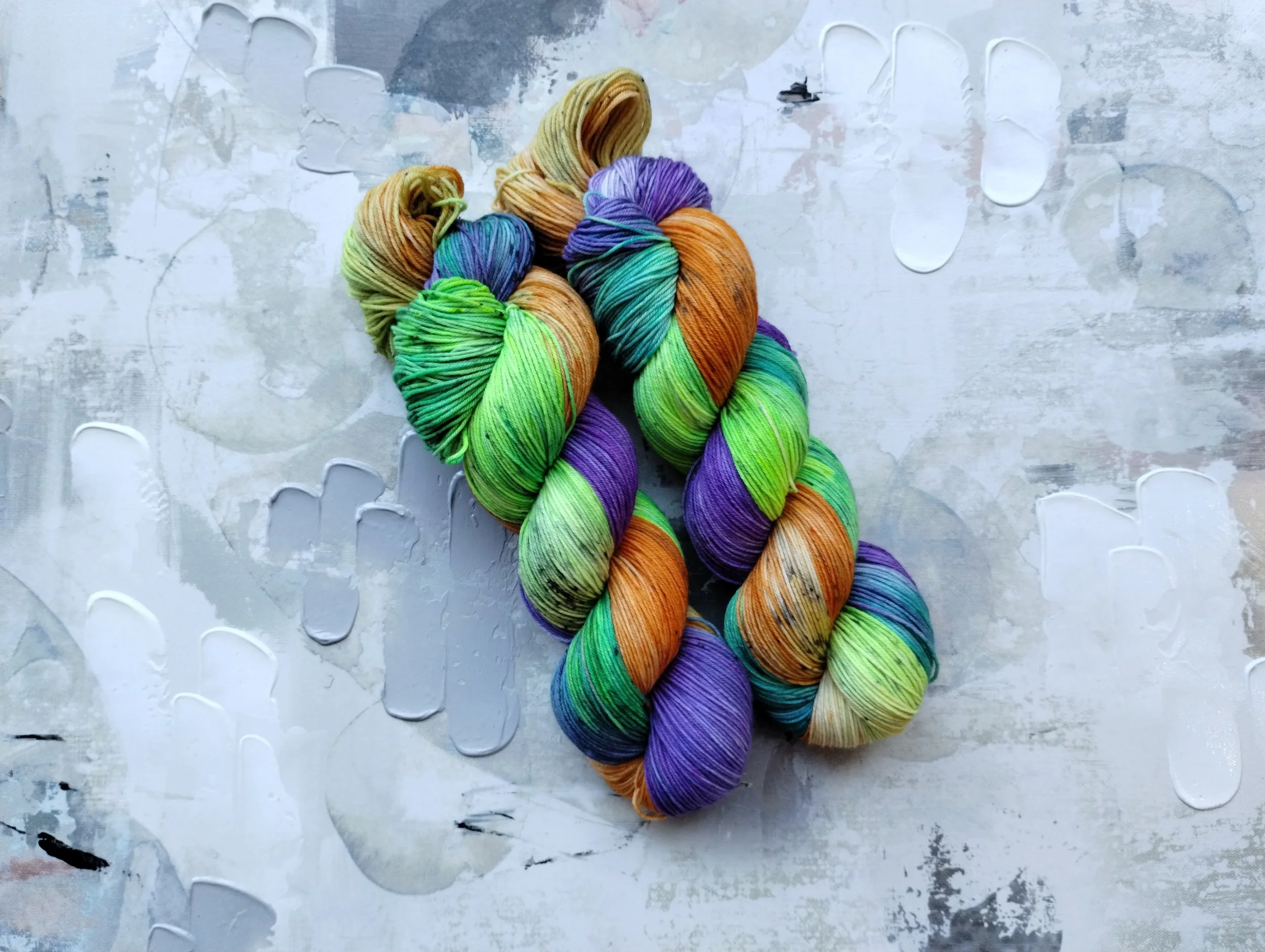 Hocus Pocus, Halloween Yarn - Hand dyed Yarn / Handdyed Yarn, Sock Yarn, Speckled Yarn – 75/25 SW Merino / Nylon - Fingering Weight – 100g