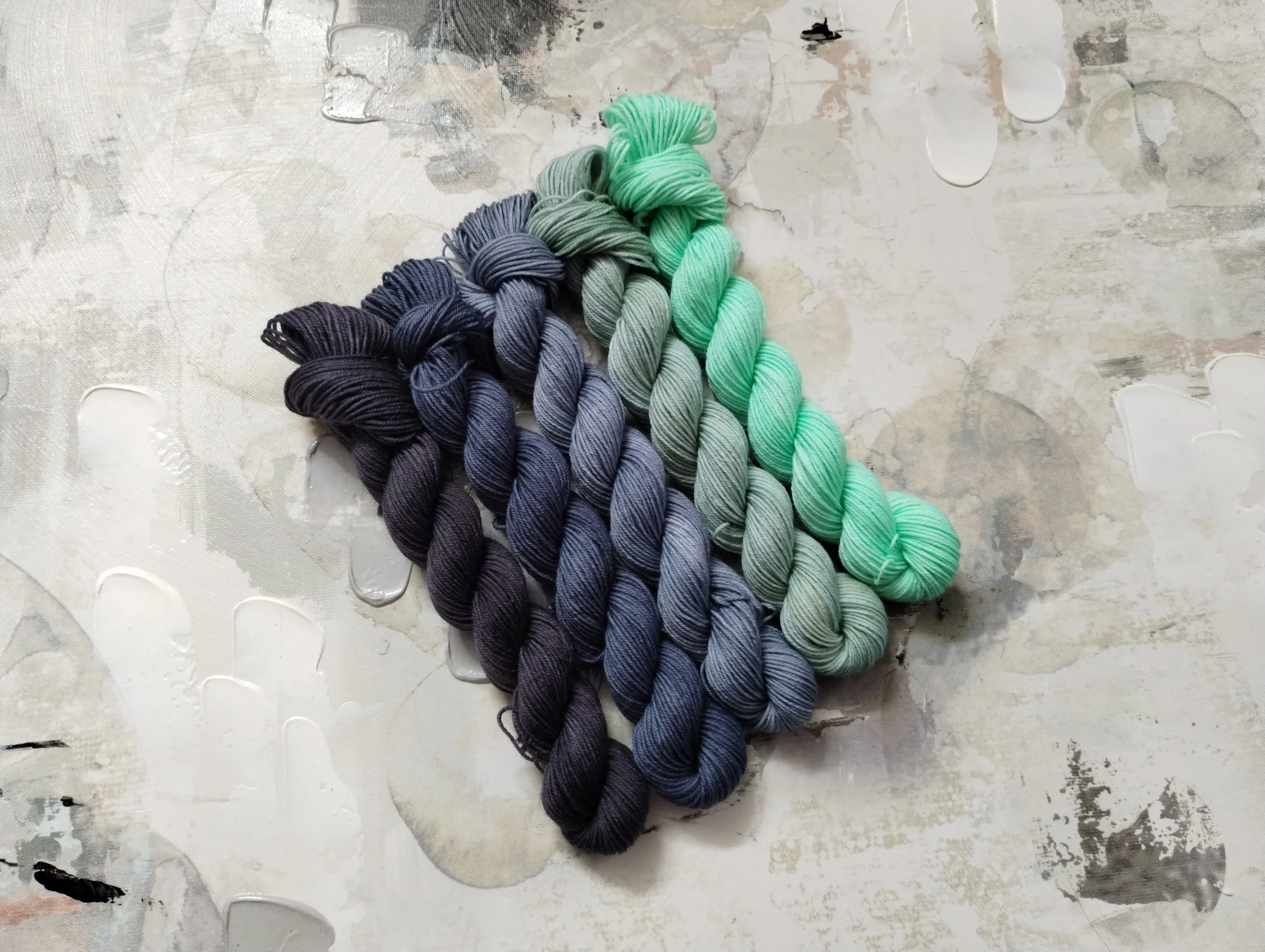 Shadow Gradient mini skein set (2).jpg