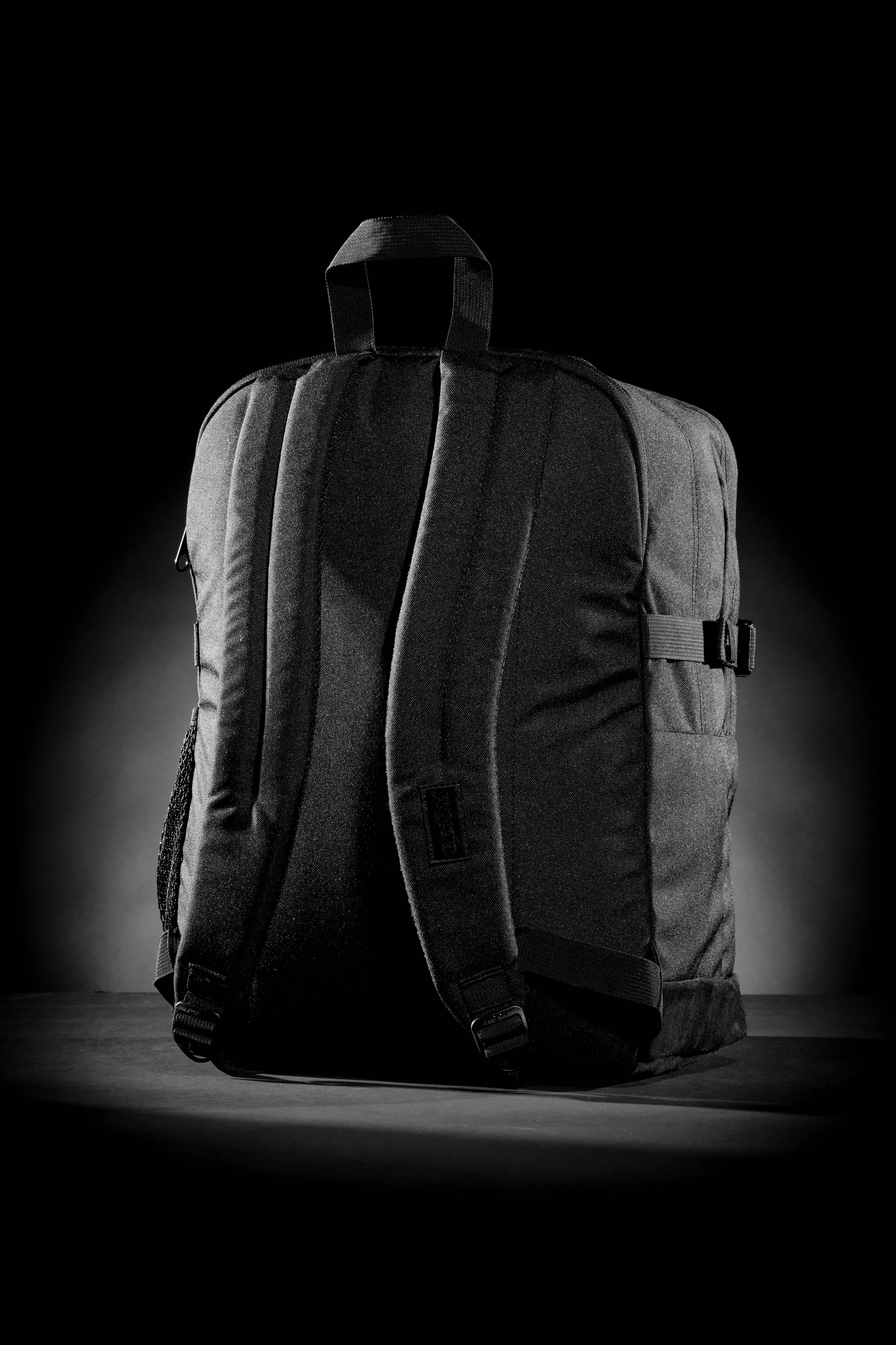 JanSport_Monochrome_Black_0160.jpg
