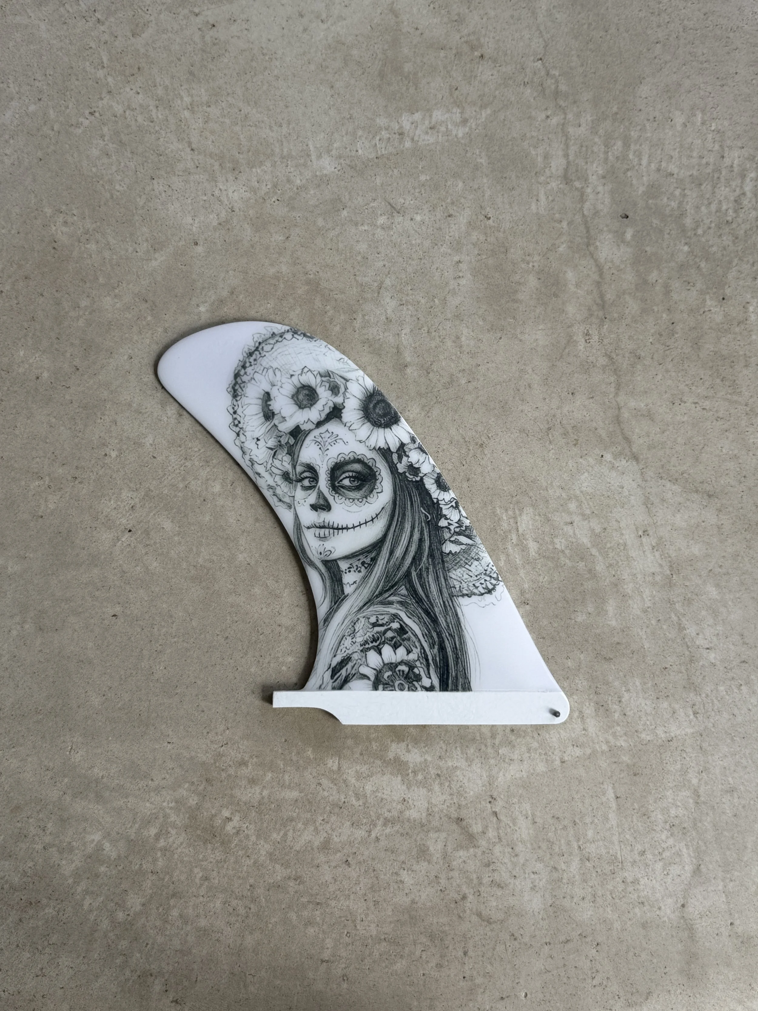 9.5 negro y blanco quilla de longboard catrina.jpg