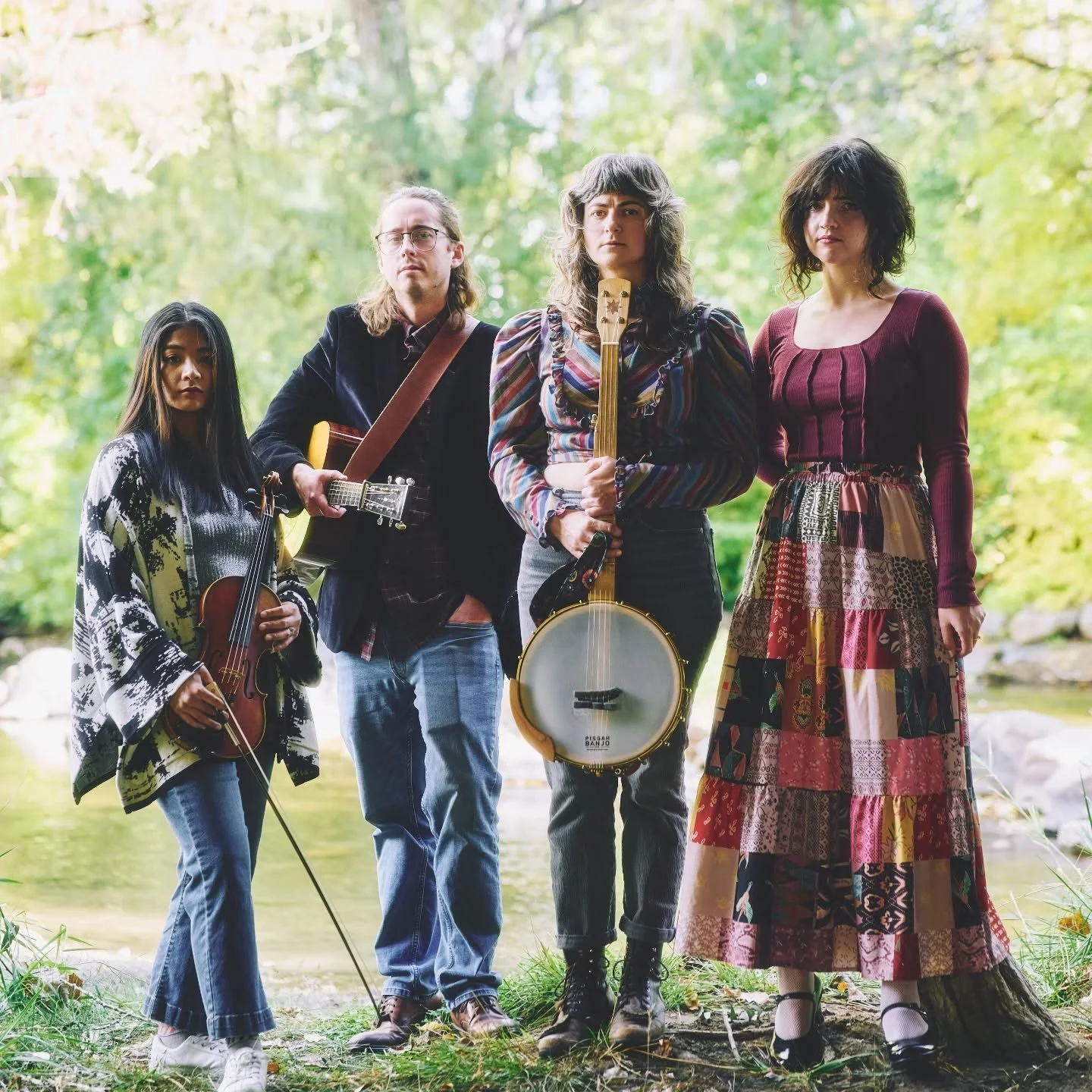 Just landed! A new song through Project Traction Colorado 🌙🌌🪕 

Producer @soundmanda teamed up with @jimenoacid in the studio to bring @salomesongbird's lush, cinematic track &ldquo;Trip&rdquo; to life with rich, layered textures and all the feels